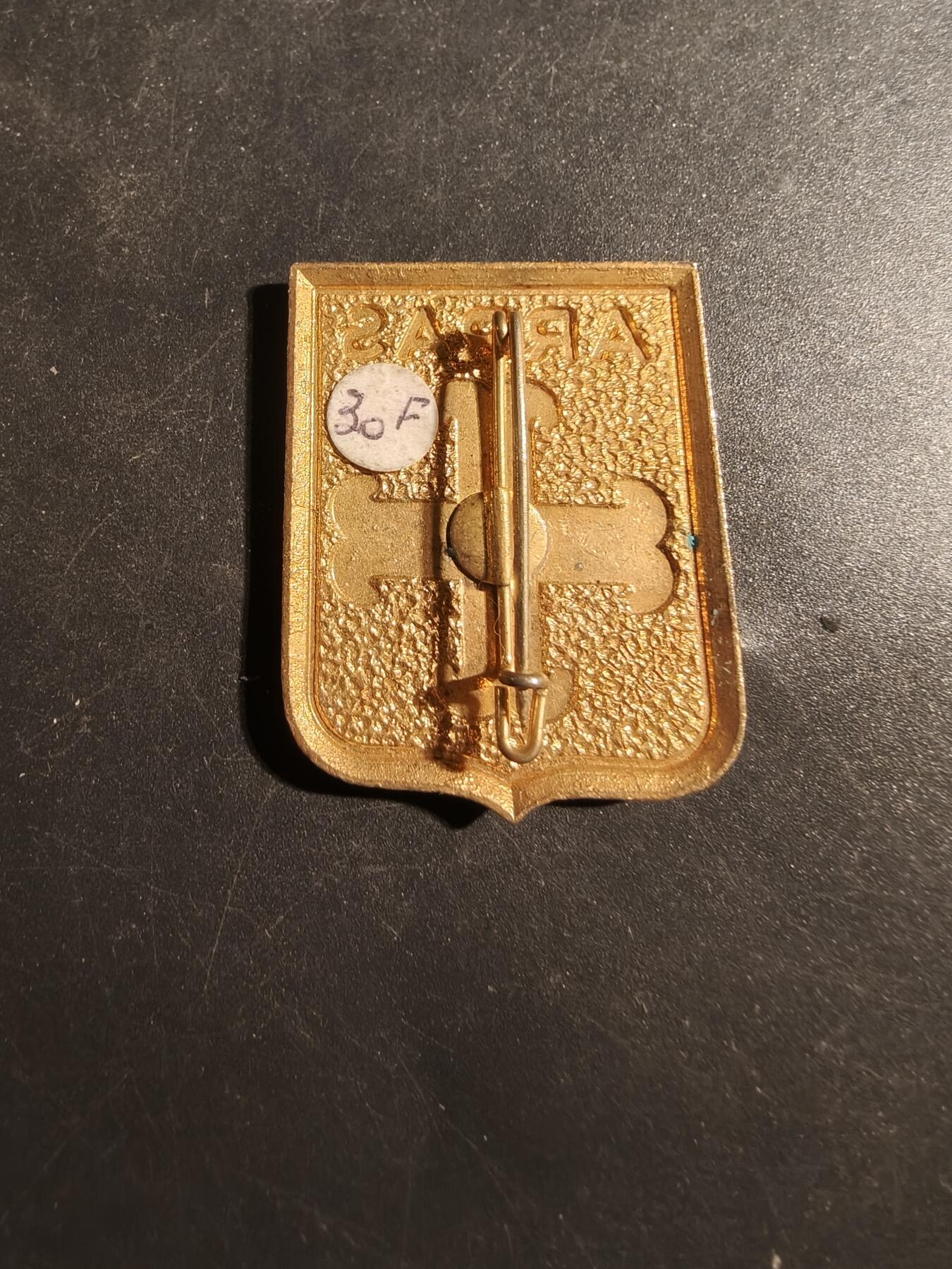 老王徽章第179期 法国天主教会阿拉斯教区证章