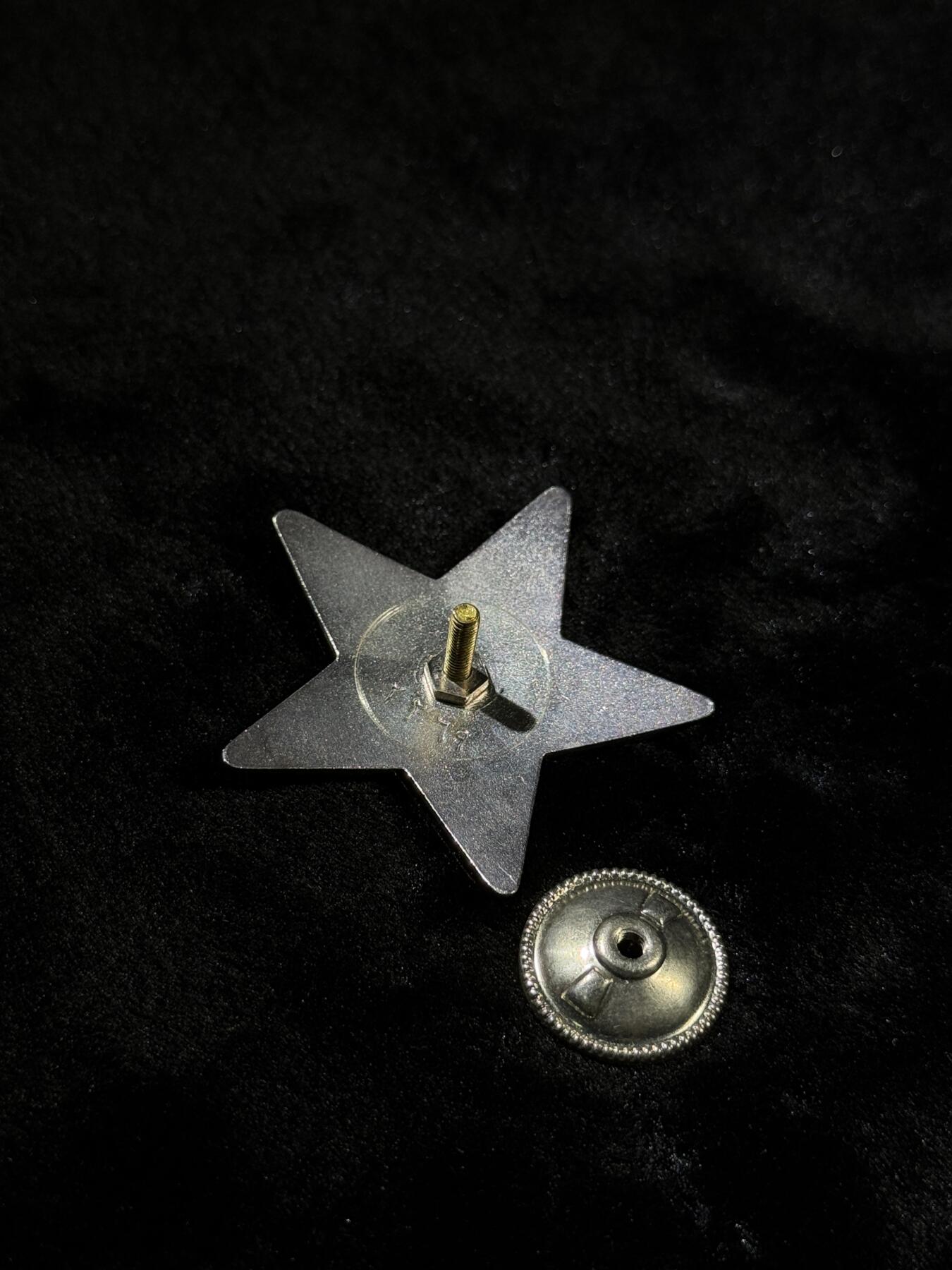 戎马世界章牌大赏第110期 阿富汗勇敢勋章，苏联代工，少见