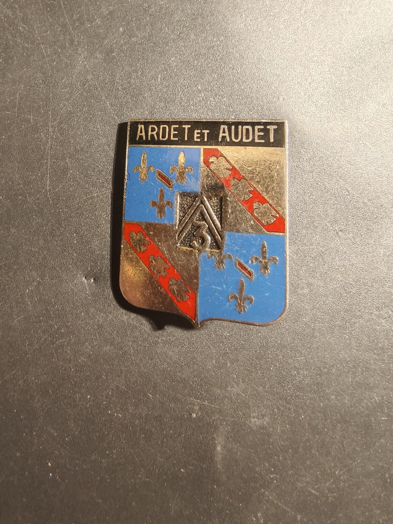 老王徽章第179期 法国第3龙骑兵团证章