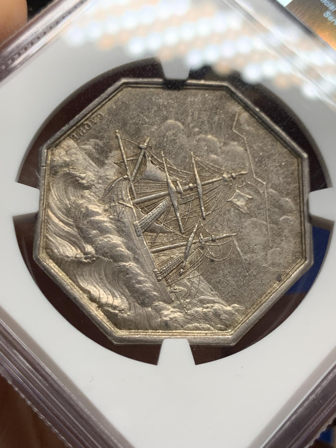 《竞宝斋》第461场 周日，周一，2场连拍 （全场包邮）欢迎送拍 NGC MS61 法国19世纪海妖八角银质代币 神灯边铭 名誉品 原味包浆 品相状态不错 上MS不容易