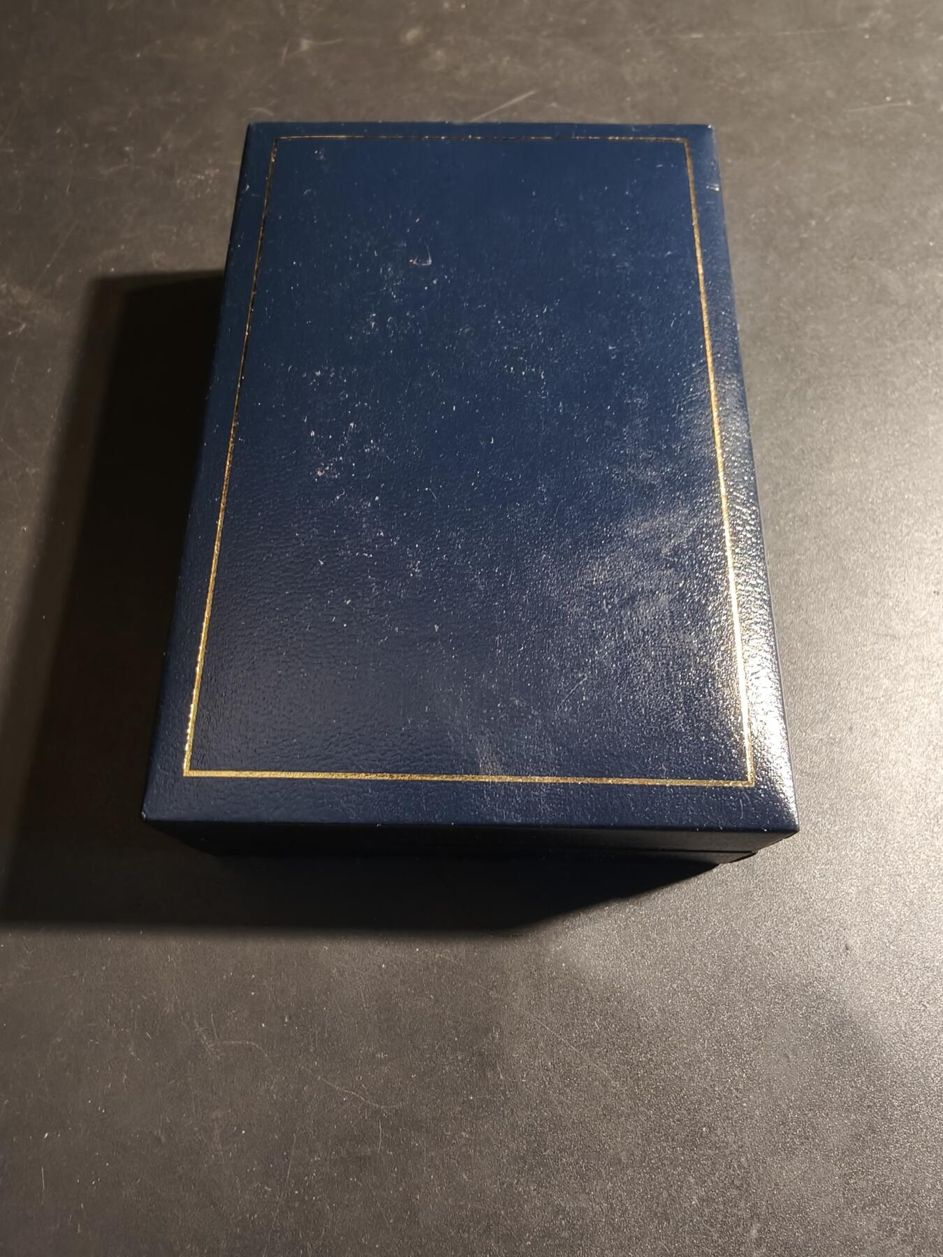 老王徽章第179期 法国骑士级棕榈叶勋章     原盒