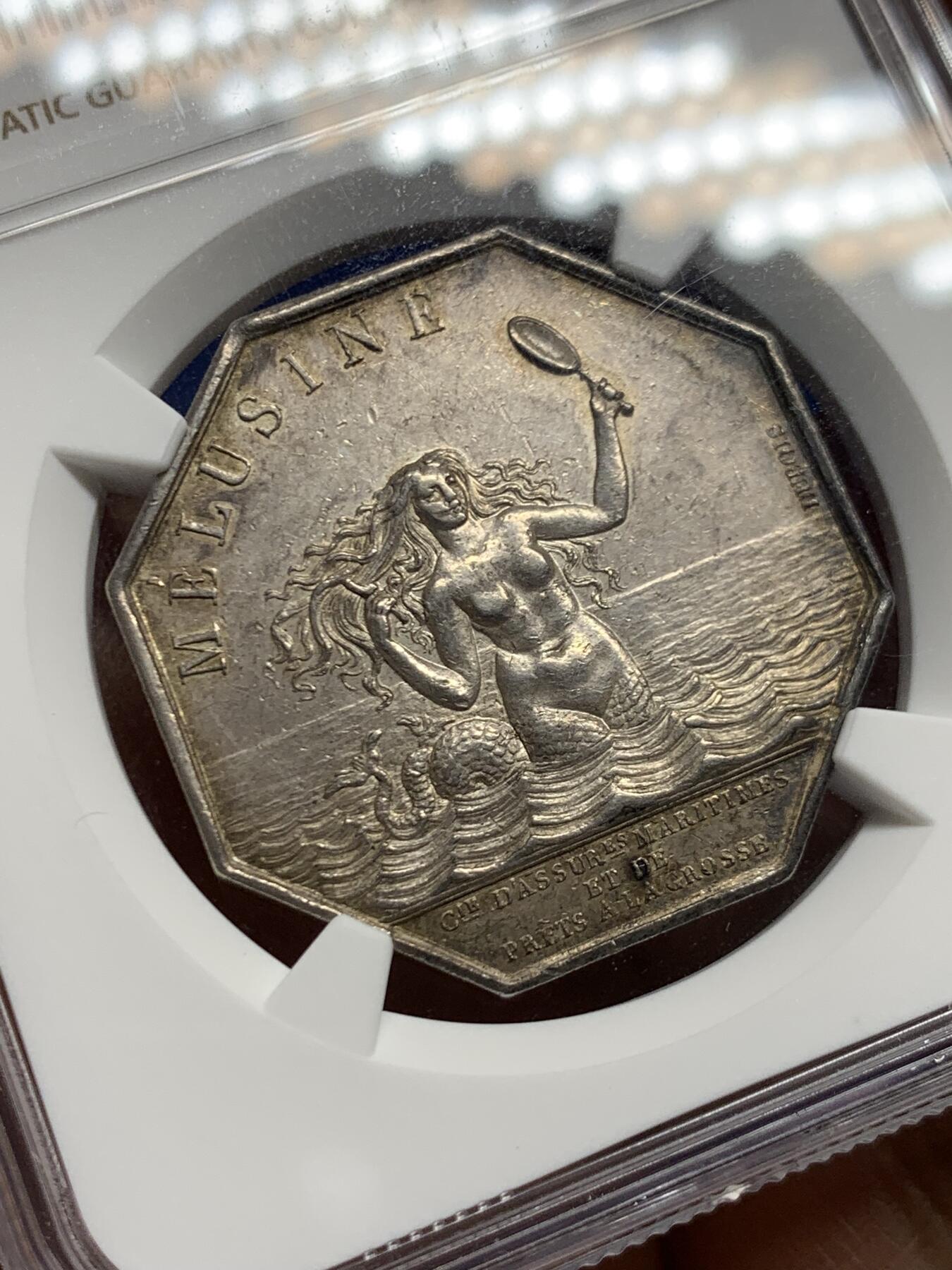 《竞宝斋》第461场 周日，周一，2场连拍 （全场包邮）欢迎送拍 NGC MS61 法国19世纪海妖八角银质代币 神灯边铭 名誉品 原味包浆 品相状态不错 上MS不容易