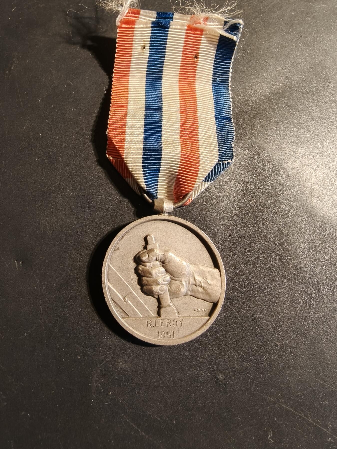 老王徽章第179期