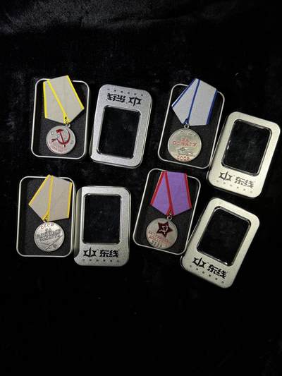 戎马世界章牌大赏第110期 - 苏联复刻奖章一组，东线制