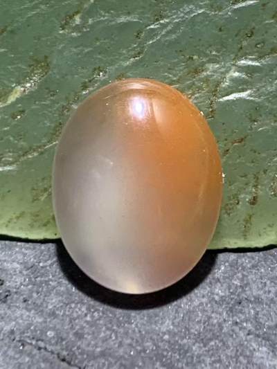 精美南红玛瑙荔枝冻飘红戒面一个， - 精美南红玛瑙荔枝冻飘红戒面一个，