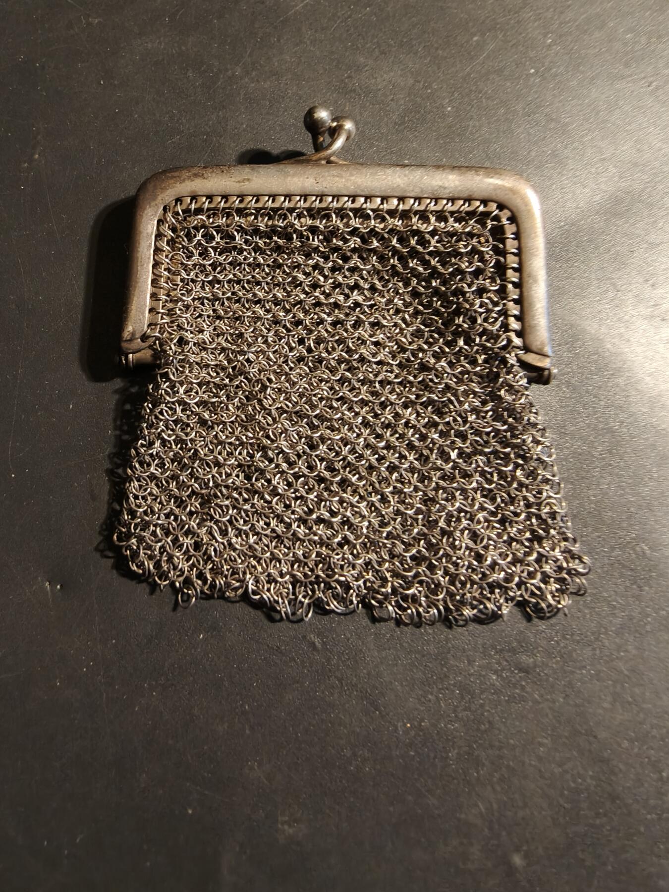 老王徽章第179期 法国银钱袋    野猪头银标     25.3g