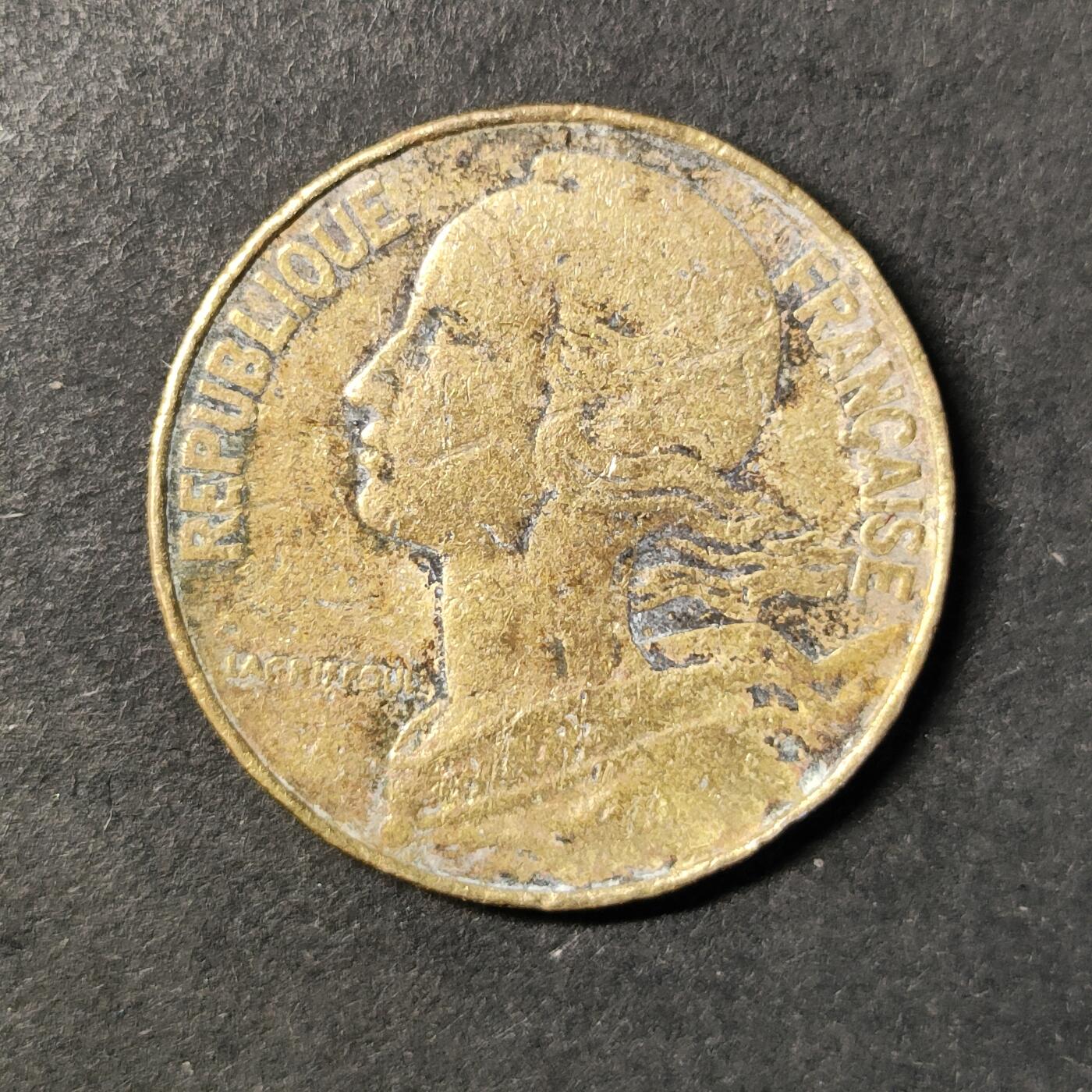 嘉禾收藏    【第453期】            无佣金、可寄存、满30元包邮 币一枚