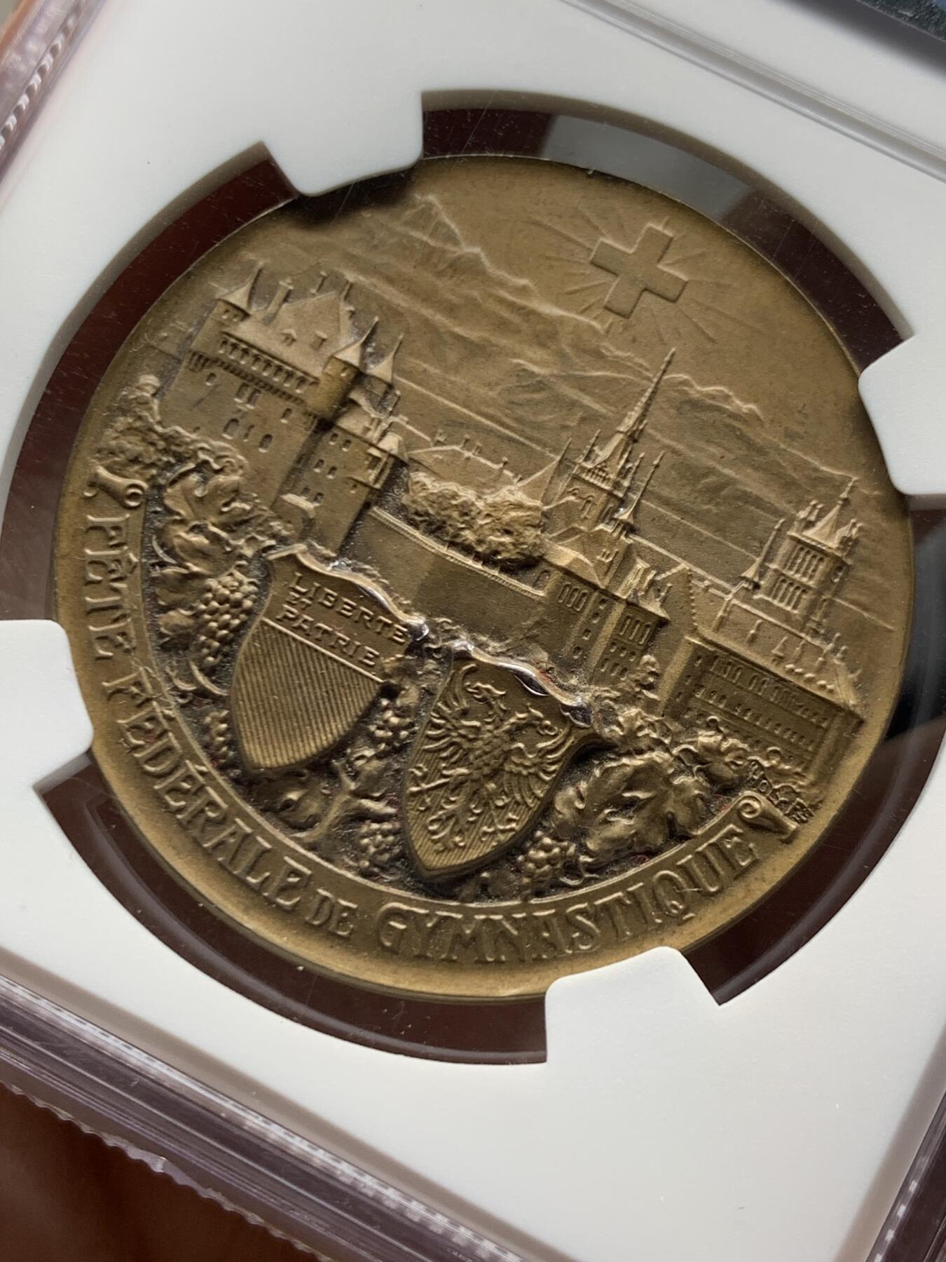 《竞宝斋》第461场 周日，周一，2场连拍 （全场包邮）欢迎送拍 NGC MS65BN 1909年 瑞士洛桑 城市景观铜章 超燃品相 高分好状态