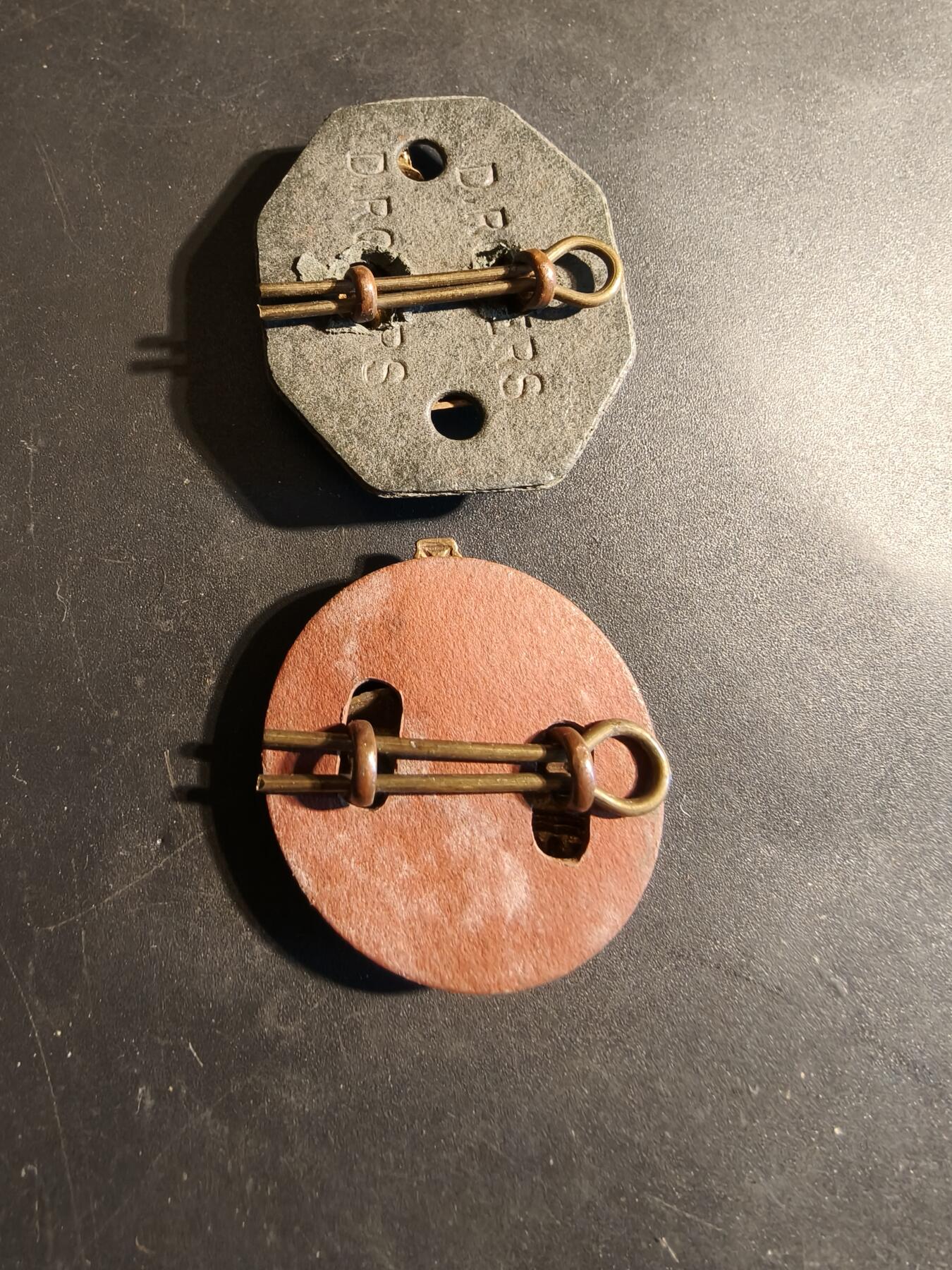 老王徽章第179期 英国军衔配饰都铎王冠一组      一战时期