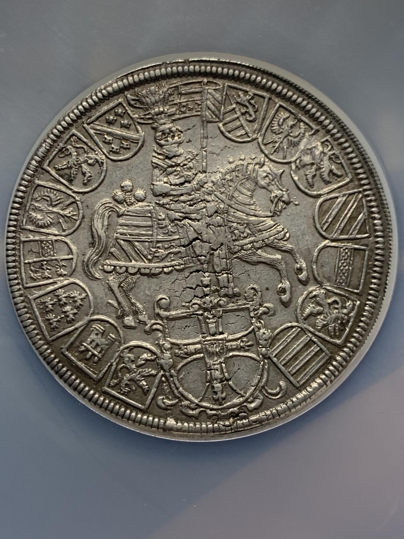 《竞宝斋》第461场 周日，周一，2场连拍 （全场包邮）欢迎送拍 亚军分 NGC AU58 神圣罗马帝国  1614年 条顿骑士团2泰勒大银币 57.45克的双倍体验  十字军不可或缺的一枚 加大盒装 25年同分3W成交