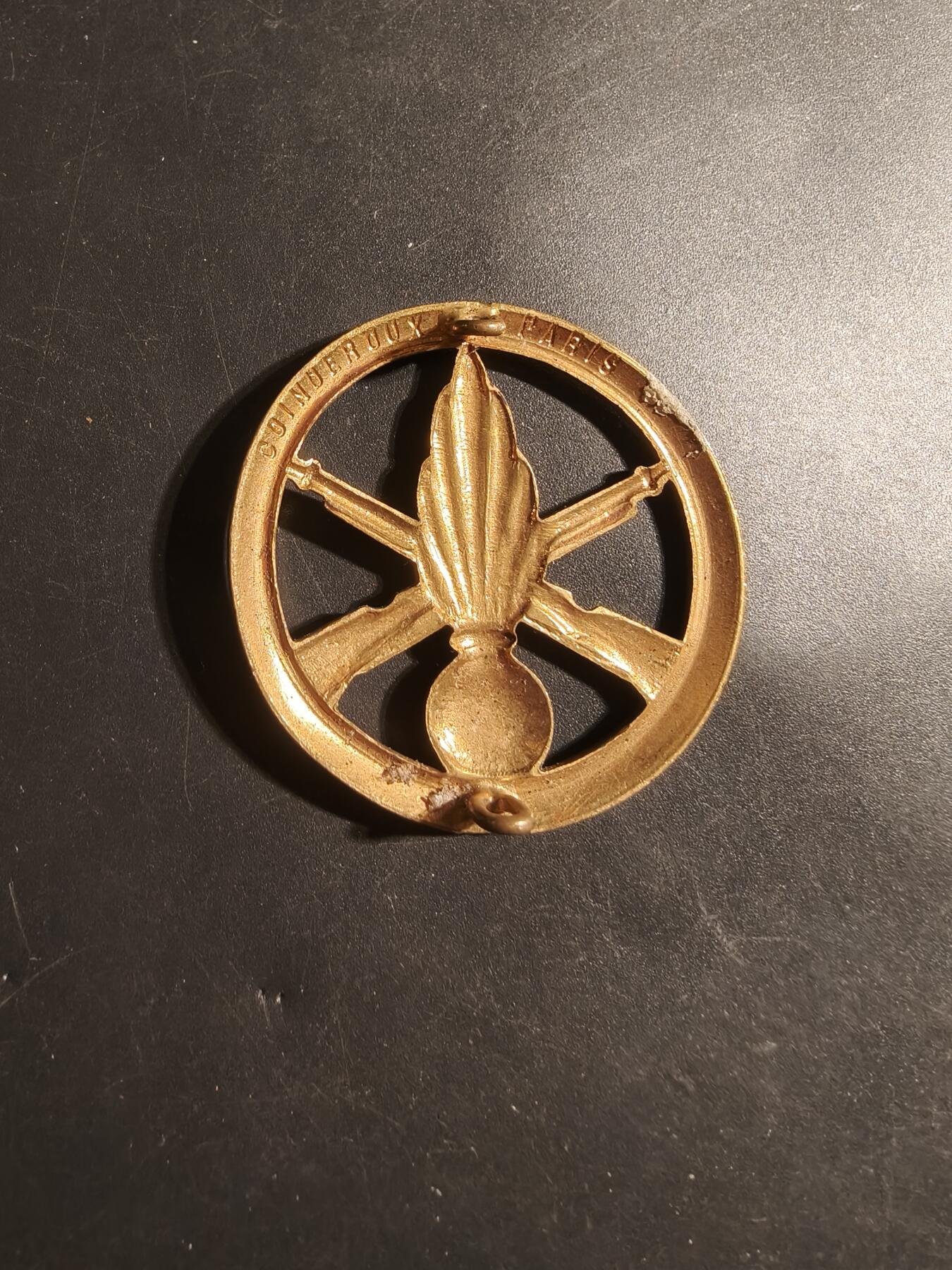 老王徽章第179期 法国步兵贝雷帽徽