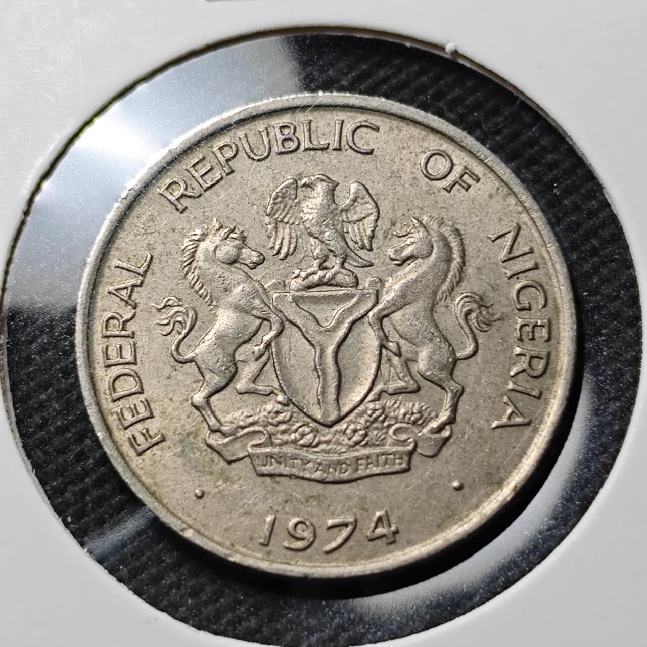 KK钱币收藏小铺  第389期  2月预留时间 周末发货  1974尼尔利亚10考包