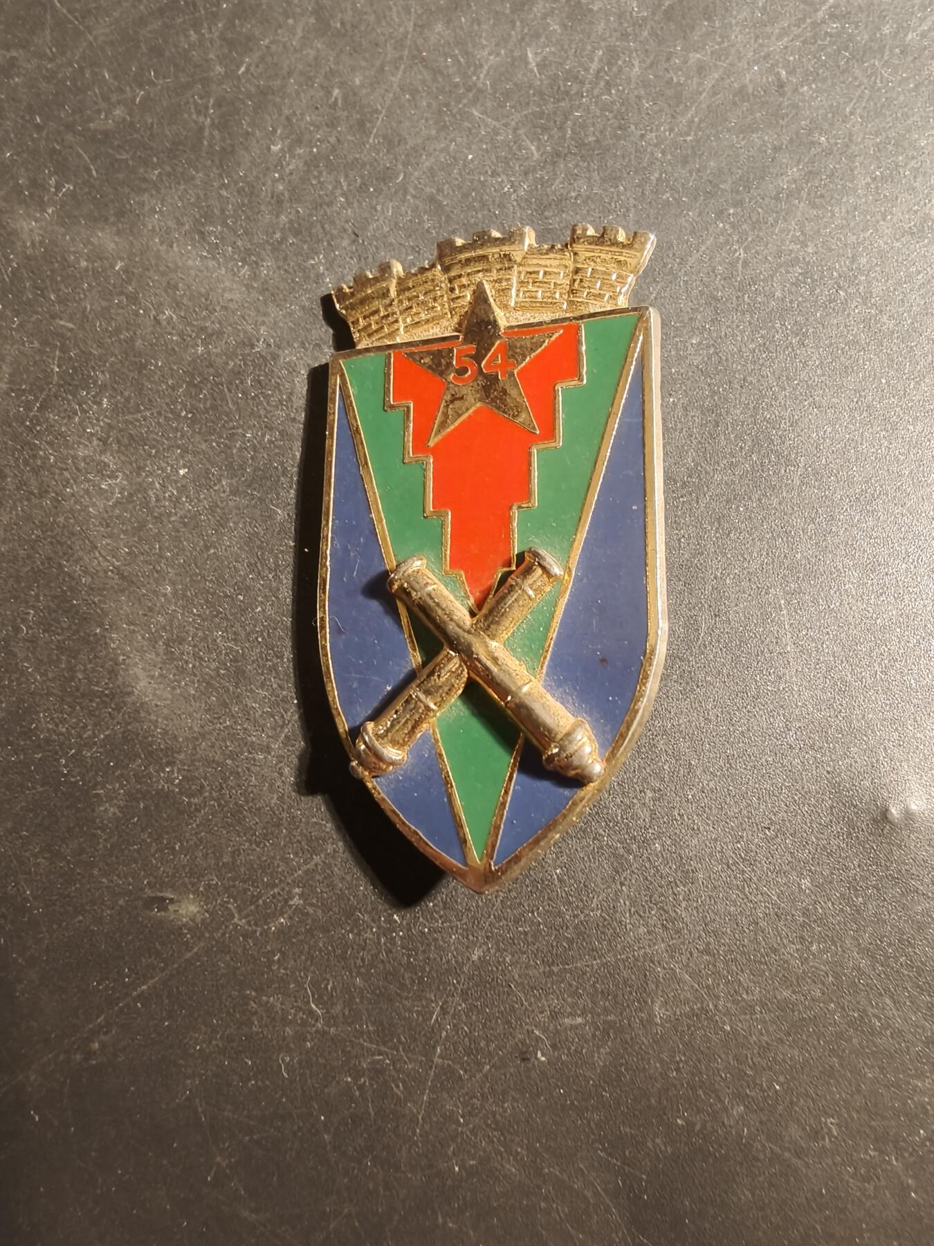 老王徽章第179期 法国陆军第54炮兵团证章