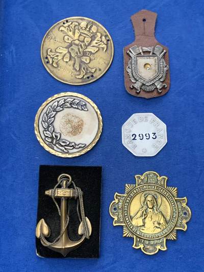 《竞宝斋》第461场 周日，周一，2场连拍 （全场包邮）欢迎送拍 - 六枚一组 欧洲异形章 总重约230克