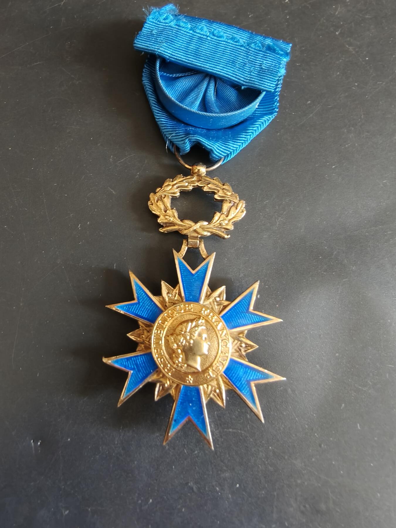 老王徽章第179期