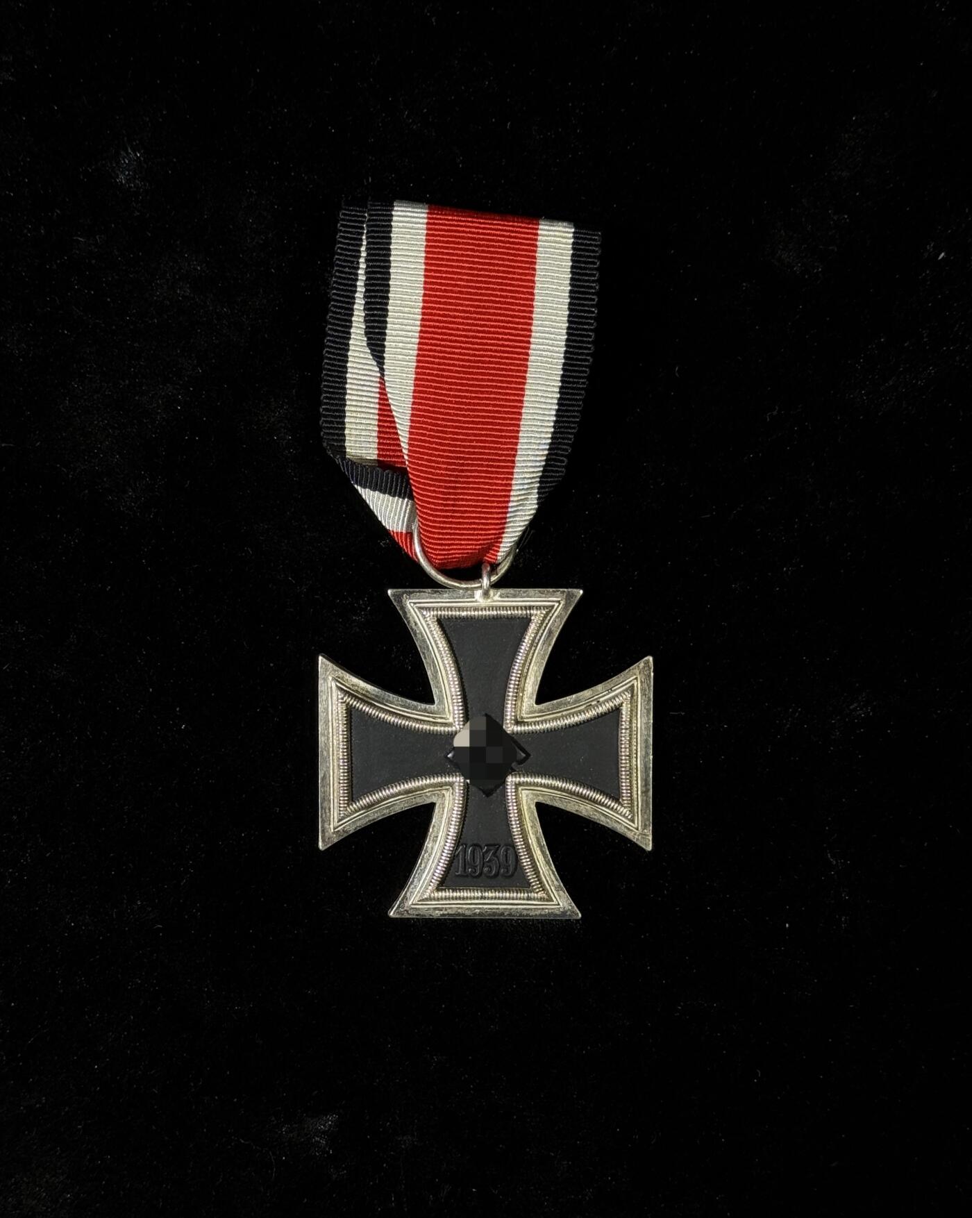 戎马世界章牌大赏第110期 铭记历史！珍爱和平！德国二战二级铁十字勋章