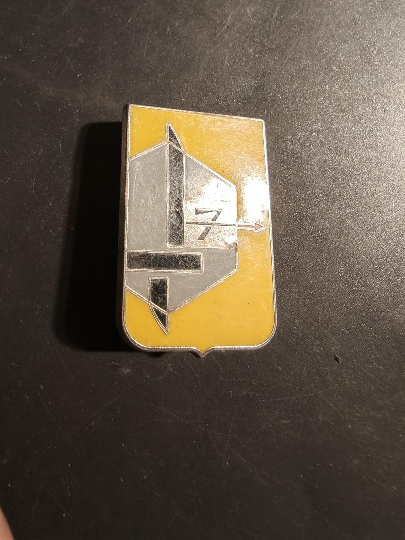 老王徽章第179期 法国陆军第7装甲师证章