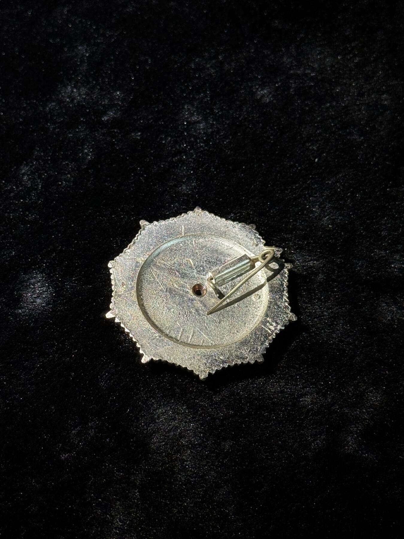 戎马世界章牌大赏第110期 阿尔巴尼亚二级劳动勋章