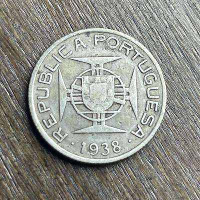 【铜匠收藏】★第140加场★精品老铜币 硬币专场 不寄存，200包邮。不满200元，支付5元运费。《接受代拍 代送NGC评级》 - 100【无寄存】1938 葡属莫桑比克 2:5埃斯库多 银币