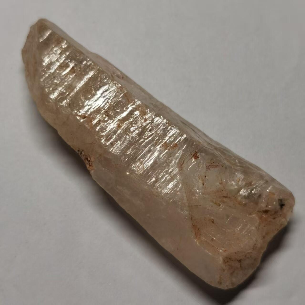 七河·世界币章矿标杂件每周小拍（总第35期）（本场周二结标） 藏家出品X698（7）马达加斯加红泥油胆水晶 本件拍品由合作藏家邮寄