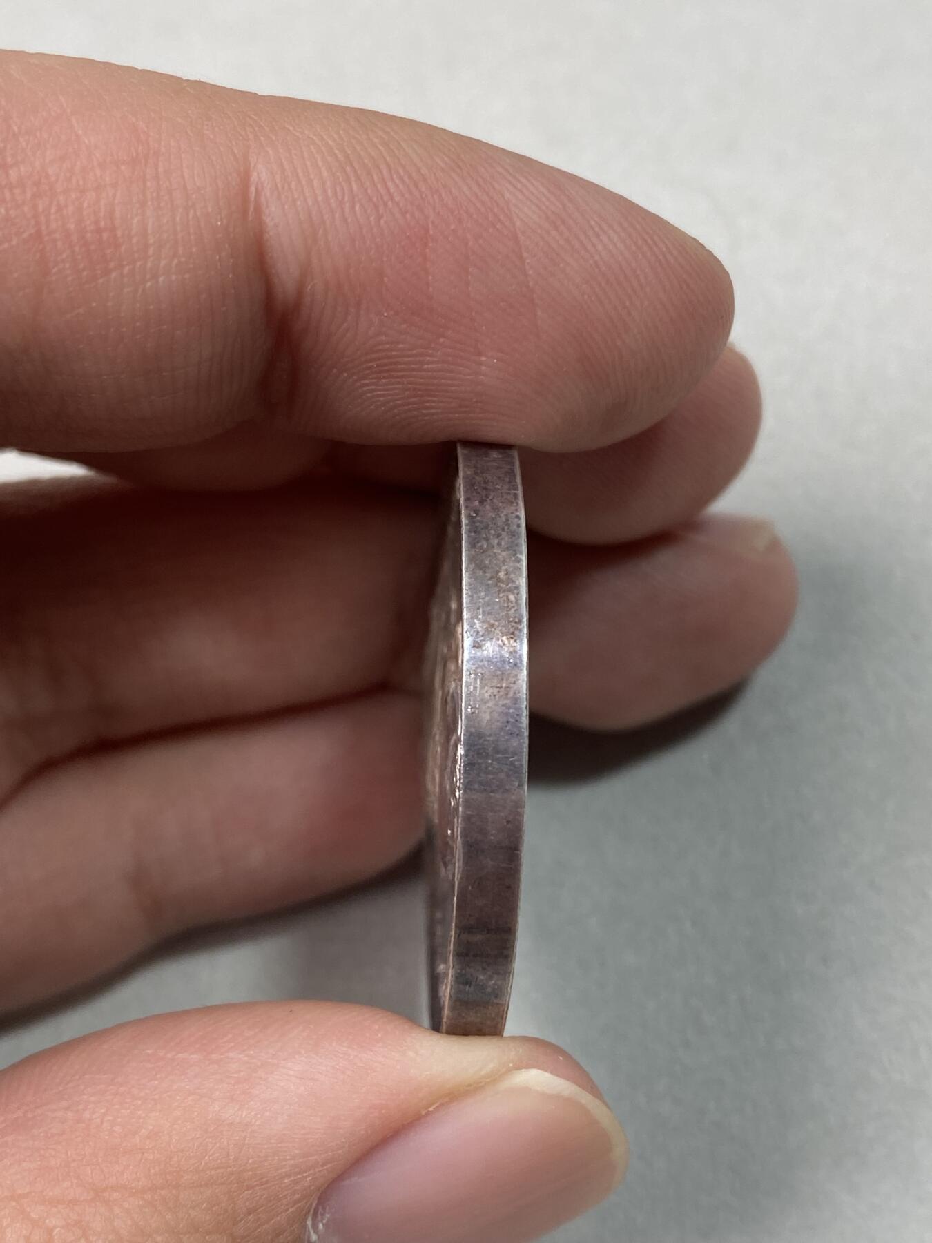 万国钱币拍卖第059期 1886年德国威廉一世纪念柏林艺术展百年创展暨腓特烈大帝逝世百年纪念大银章 高浮雕原味状态 普鲁士银章系列的名誉品种之一 G.LOOS名家倾力设计 25g 34mm