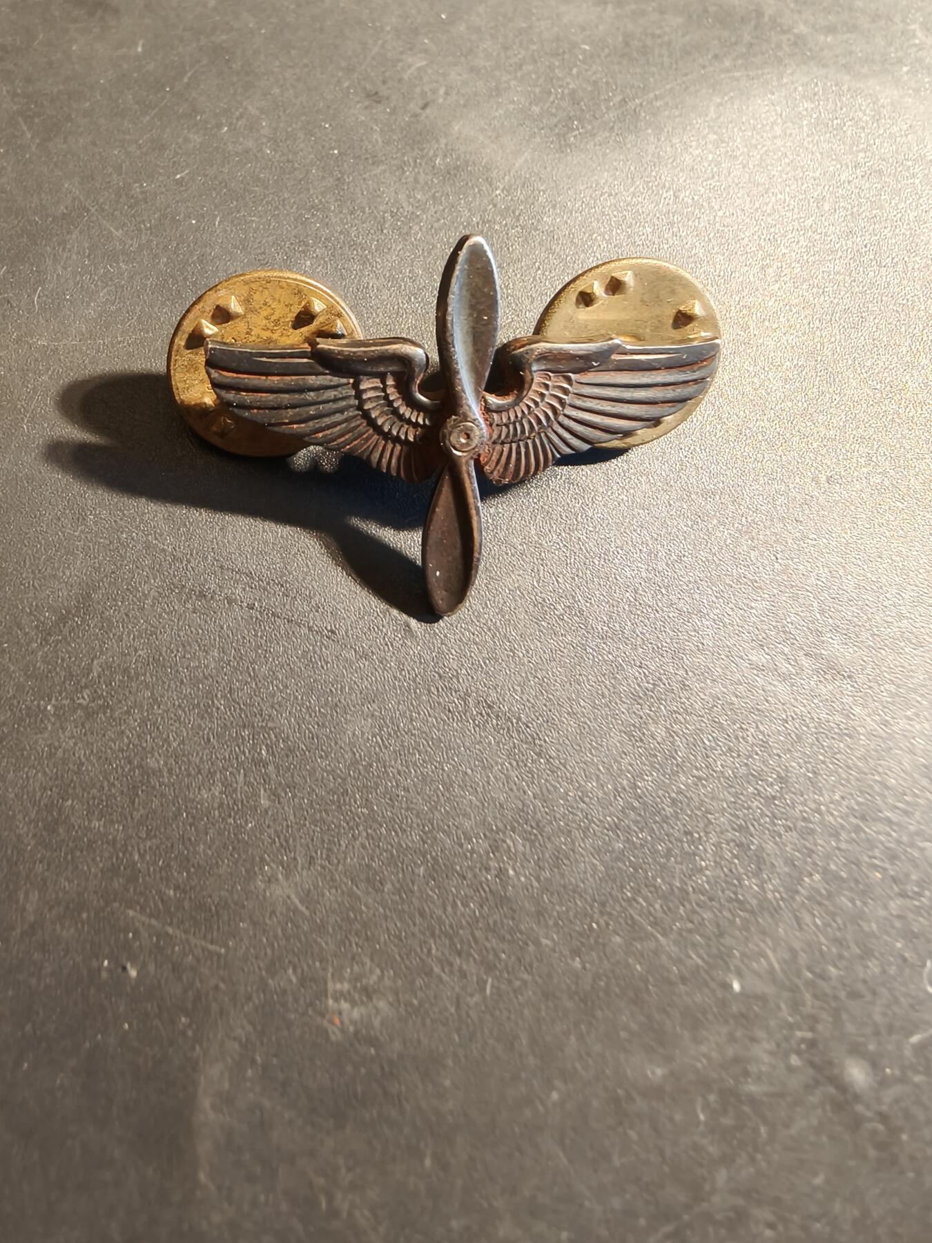 老王徽章第179期 美国空军领章    925银包10k金     2.7g