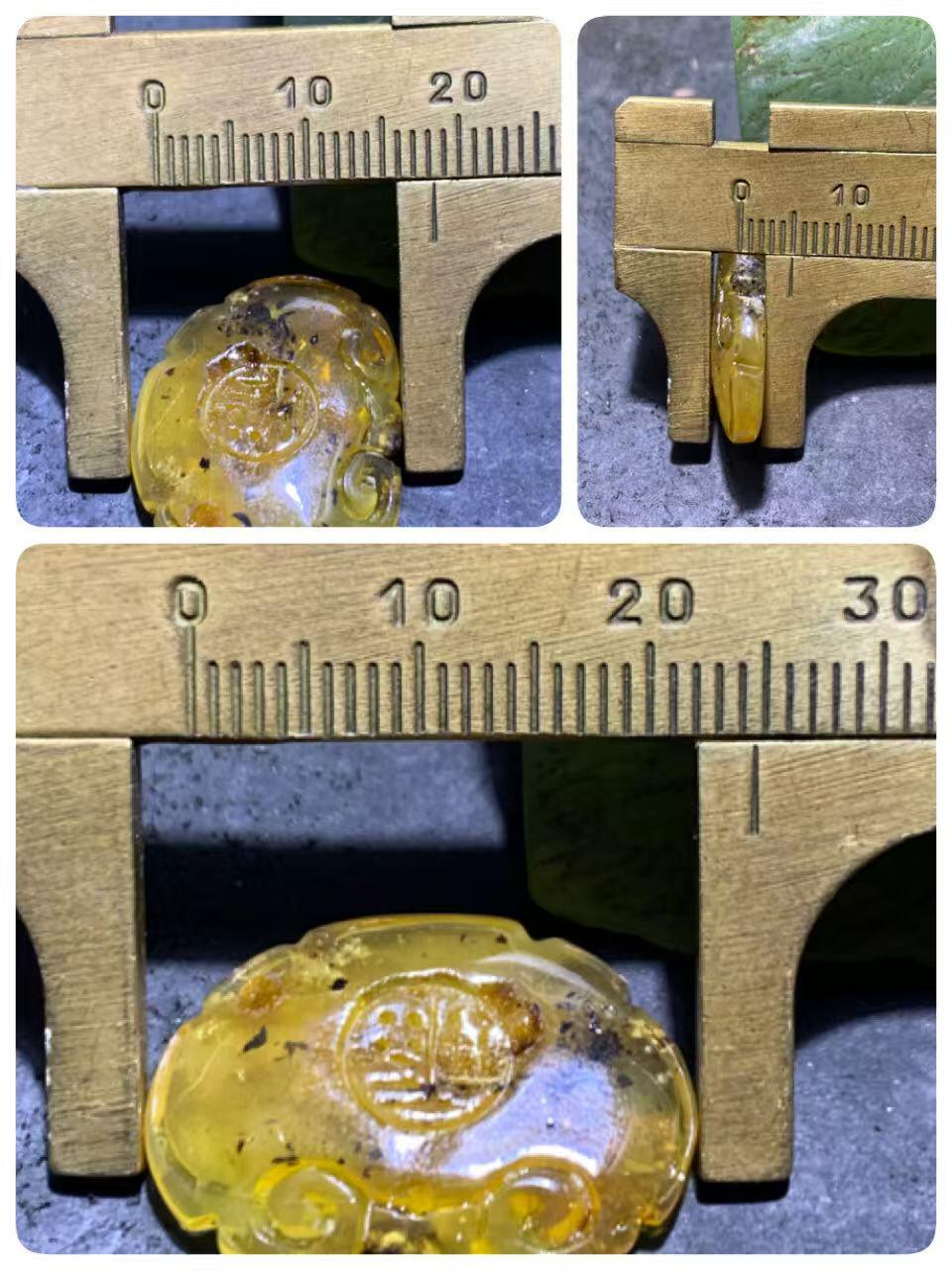 天然通货乌克兰蜜蜡雕刻福字吊坠一个，