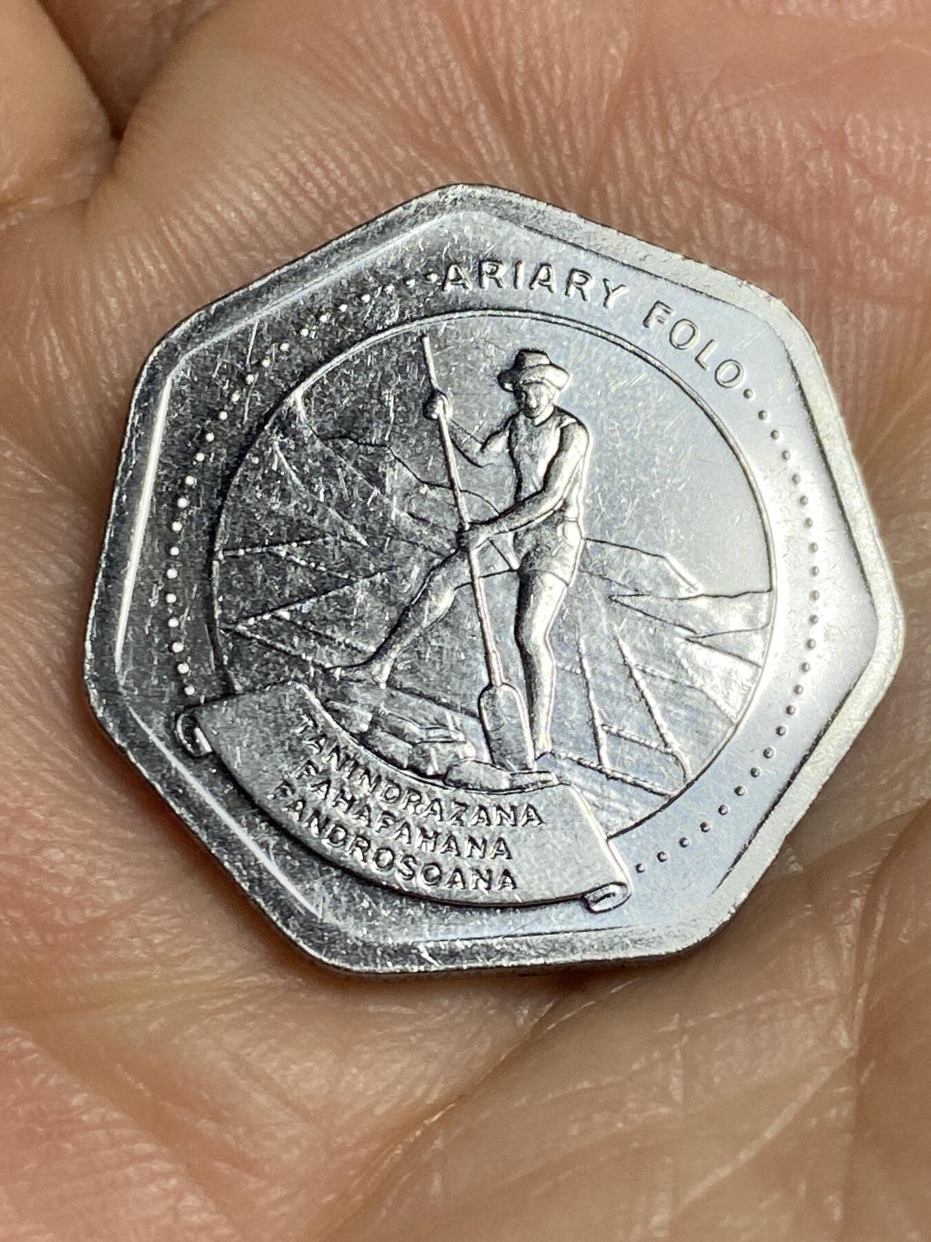 2026年第十五场(总第一百八十四场）外国好品散币场(免佣金) 马达加斯加🇲🇬1999年10法郎