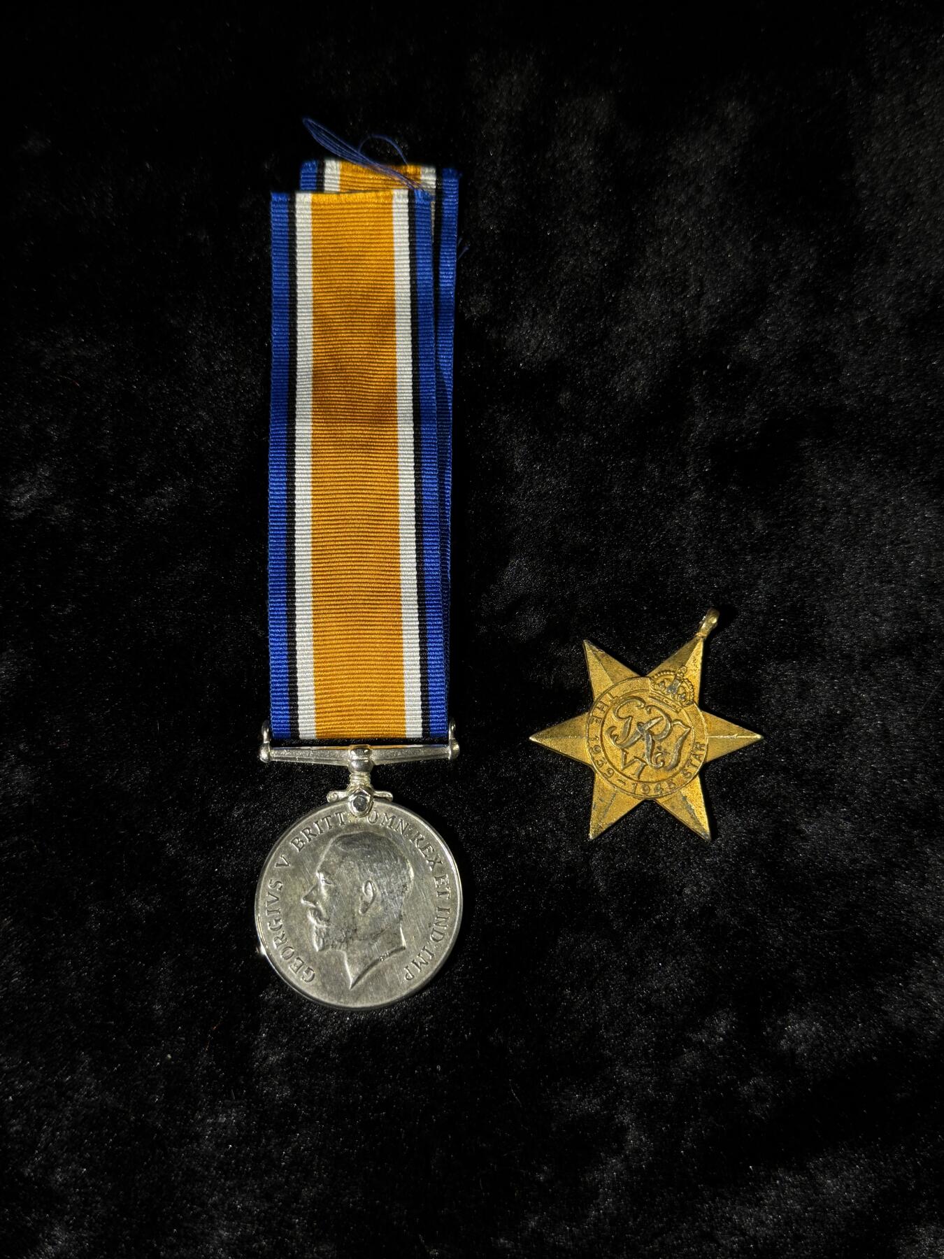 戎马世界章牌大赏第110期 英国奖章一组，均为复刻