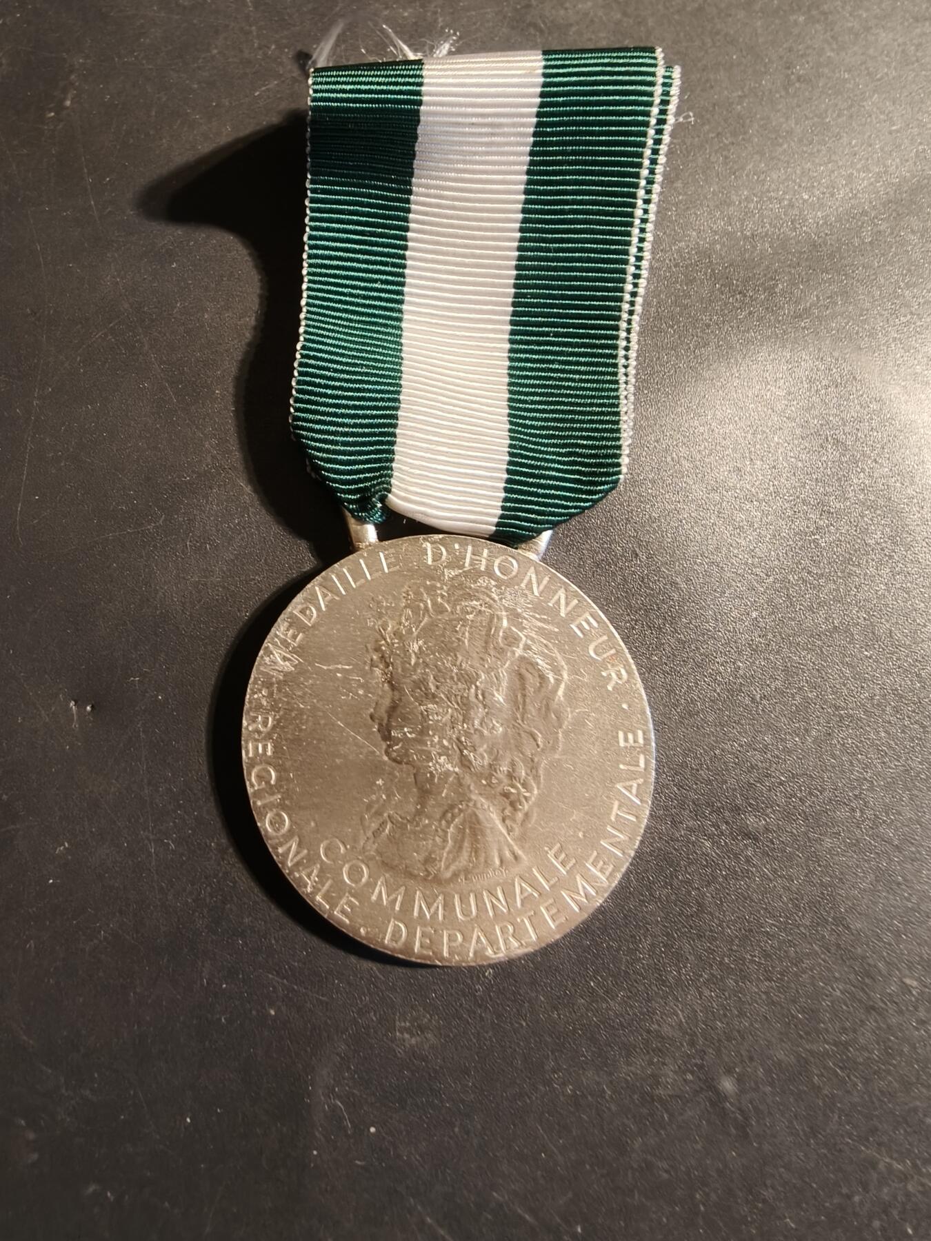 老王徽章第179期