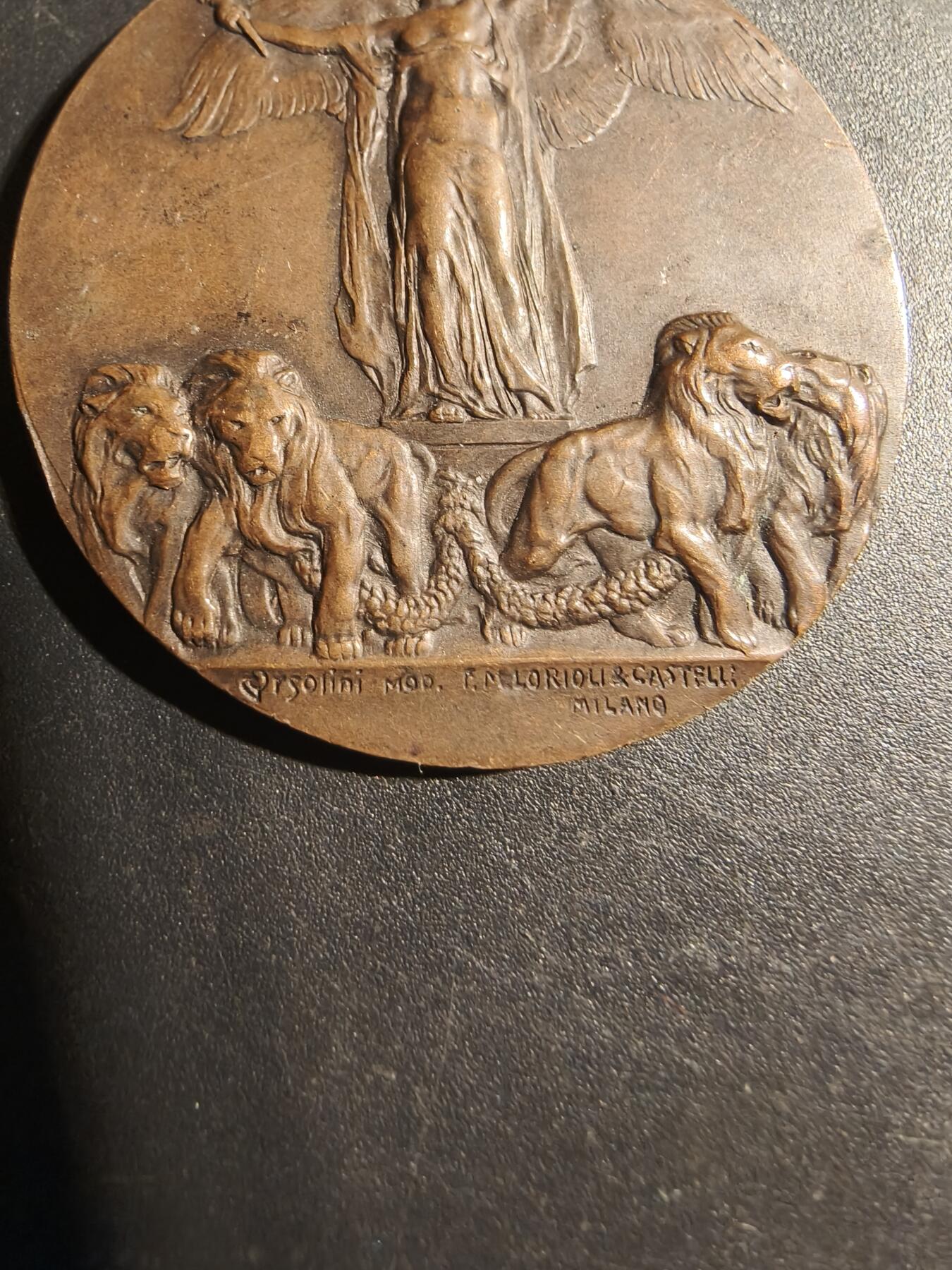 老王徽章第179期