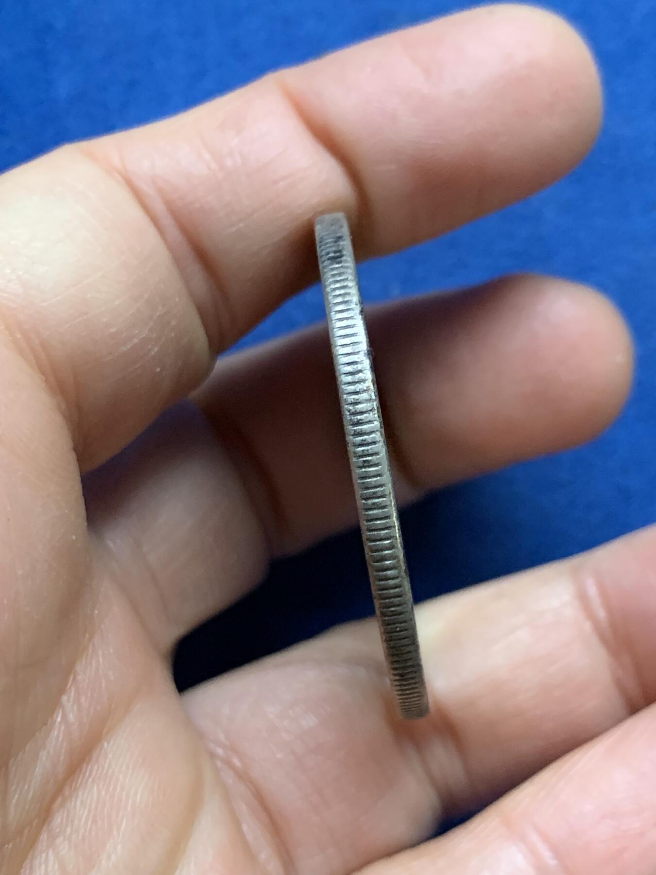 《竞宝斋》第461场 周日，周一，2场连拍 （全场包邮）欢迎送拍 真银假币 湖北省造宣统元宝库平七钱二分 光谱点测约925银 重26.7克 自行斟酌再出价