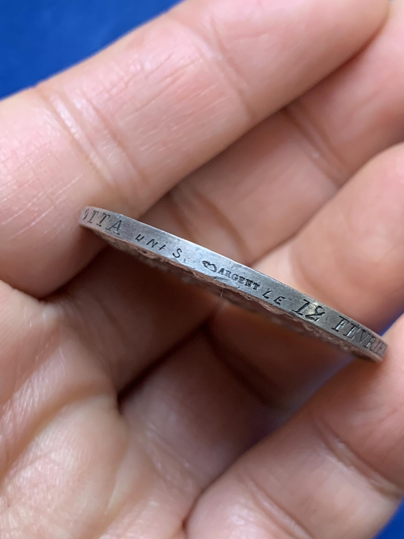 《竞宝斋》第461场 周日，周一，2场连拍 （全场包邮）欢迎送拍 法国1895年结婚纪念银章，结婚信息在边铭，丰饶角AR，36.5mm，21.7克