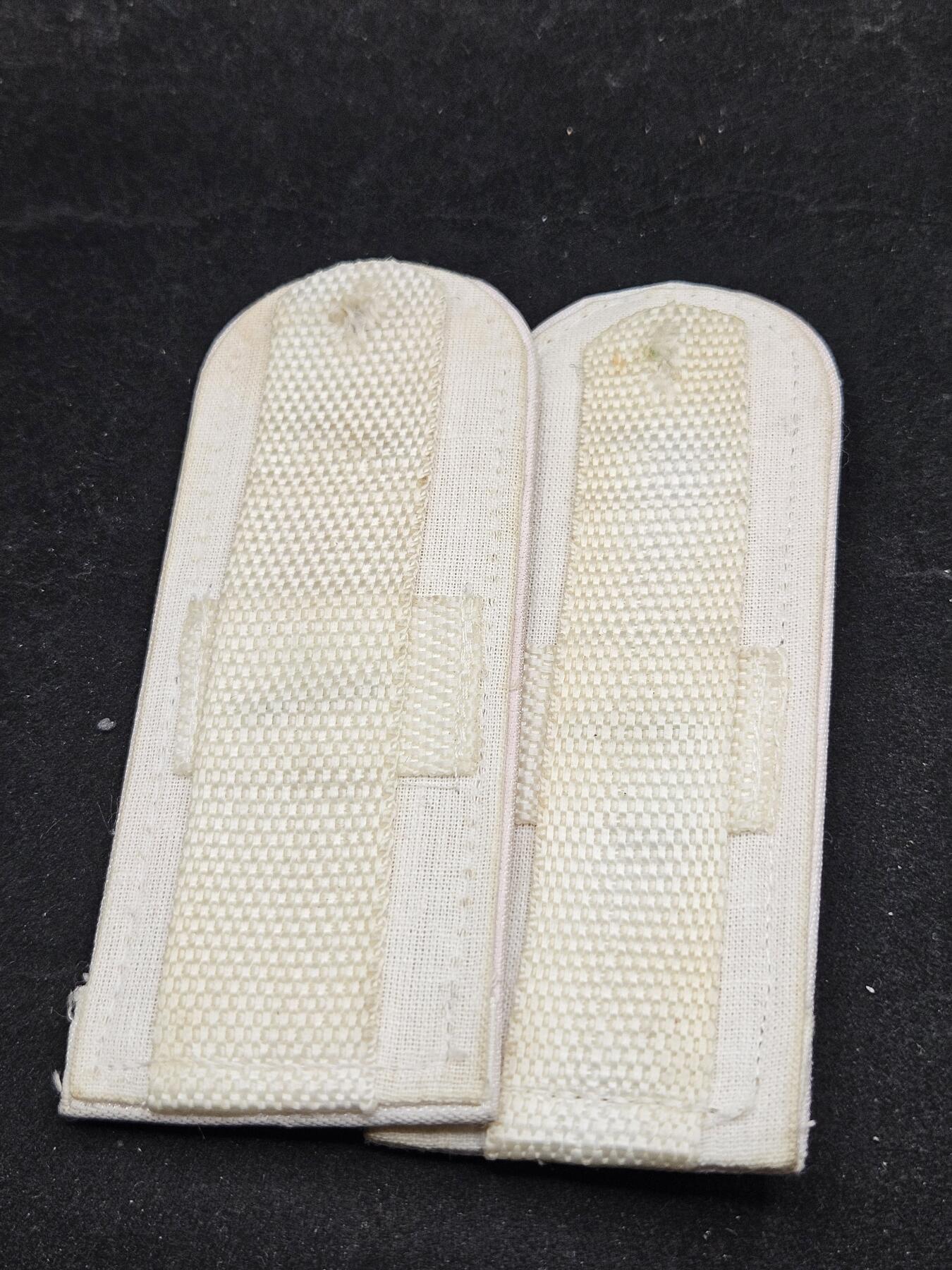 0元起拍勋章 第329期 咸鱼国勋章拍卖专场 1月28日（周三）下午6：00开始 哈萨克斯坦肩章