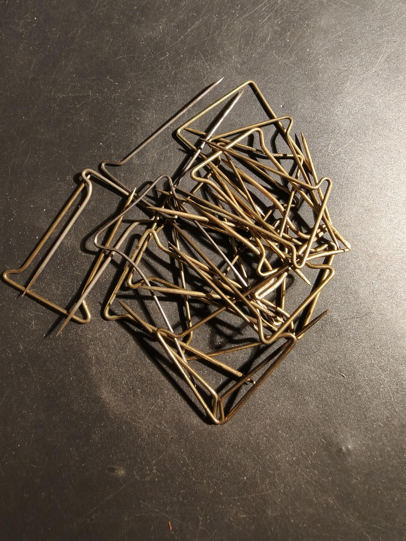 老王徽章第179期 法国/比利时针插一组      20枚