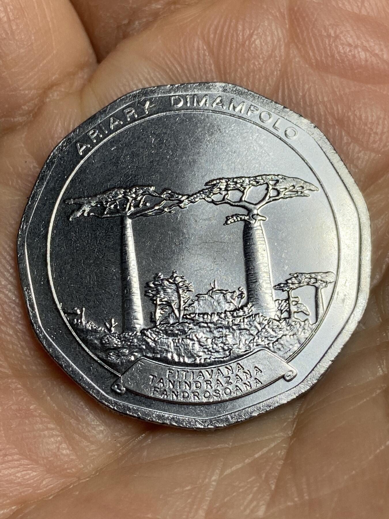 2026年第十五场(总第一百八十四场）外国好品散币场(免佣金) 马达加斯加🇲🇬2021年50法郎