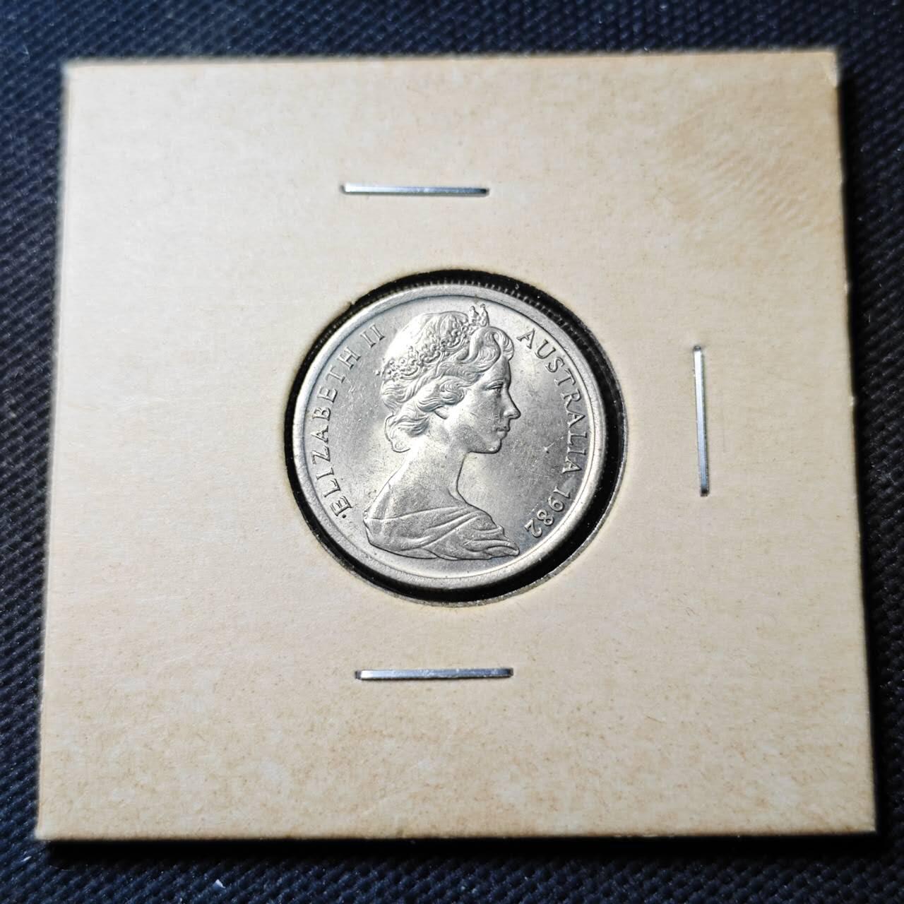 KK钱币收藏小铺  第389期  2月预留时间 周末发货  1982澳大利亚5分 好品