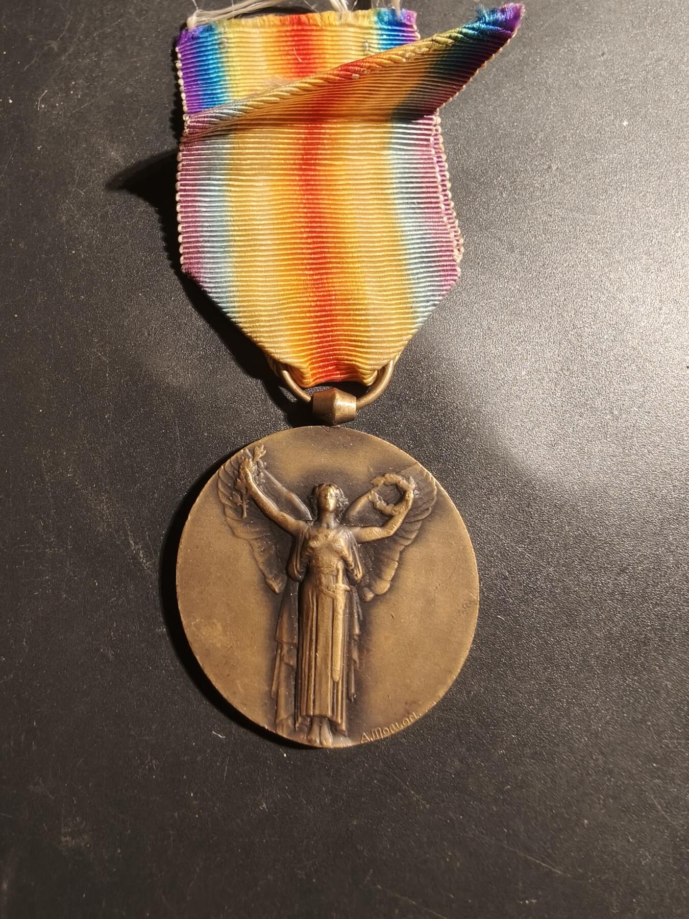 老王徽章第179期