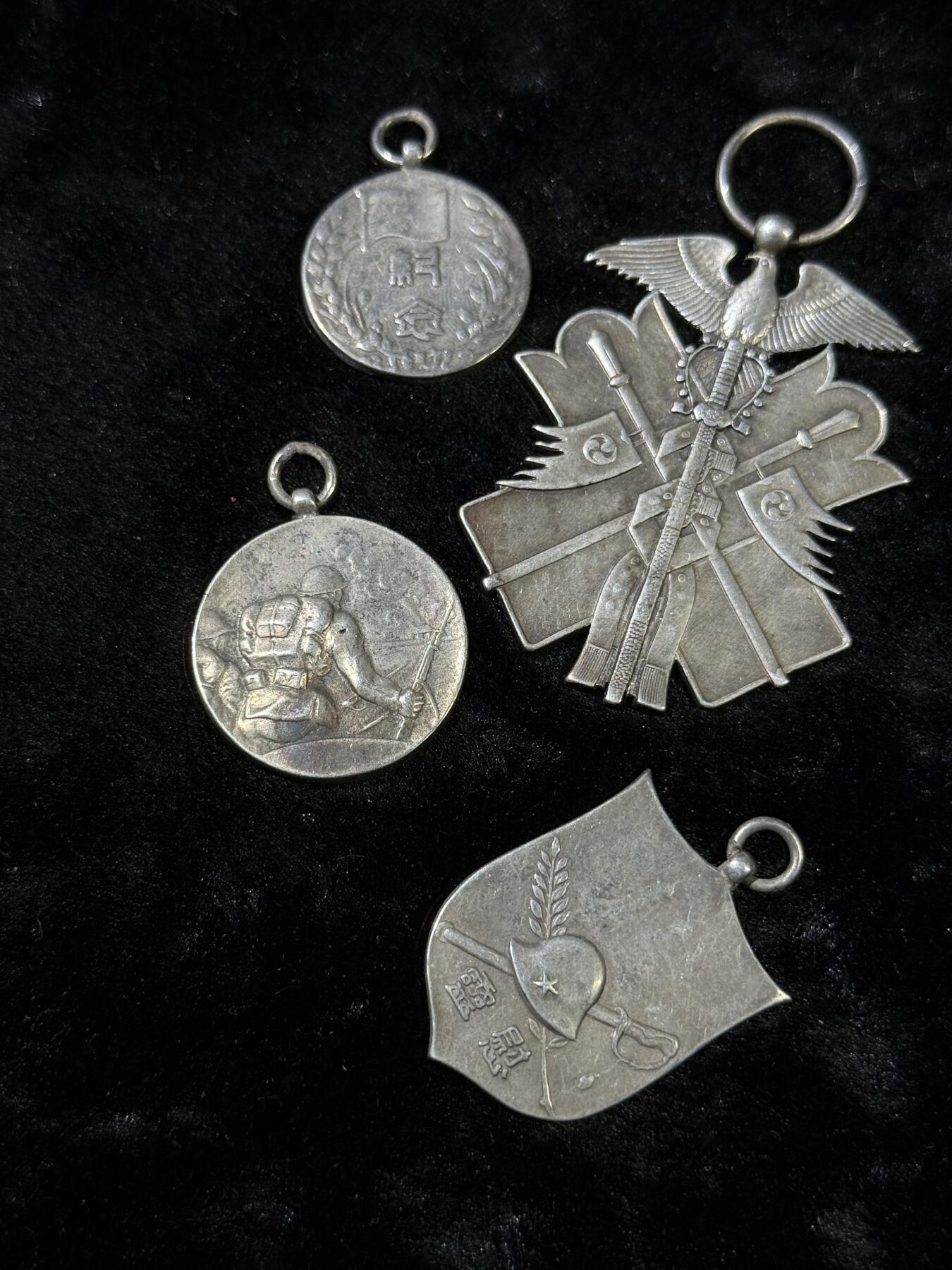 戎马世界章牌大赏第110期 复刻章一组