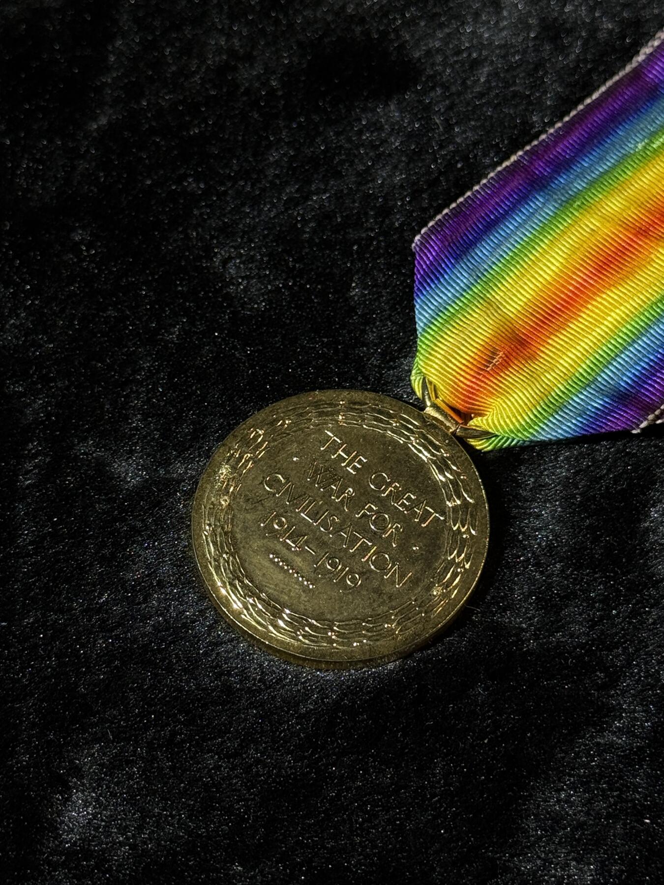 戎马世界章牌大赏第110期 英国一战胜利奖章，复刻