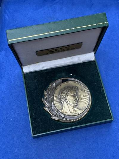 《竞宝斋》第461场 周日，周一，2场连拍 （全场包邮）欢迎送拍 - 塞普蒂马尼亚文学与艺术：吟游诗人 单面铜章 72.5克 66.5mm 带盒