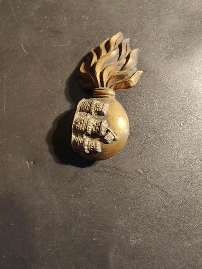 老王徽章第179期 - 英国皇家恩尼斯基林燧发枪团帽徽     一战时期