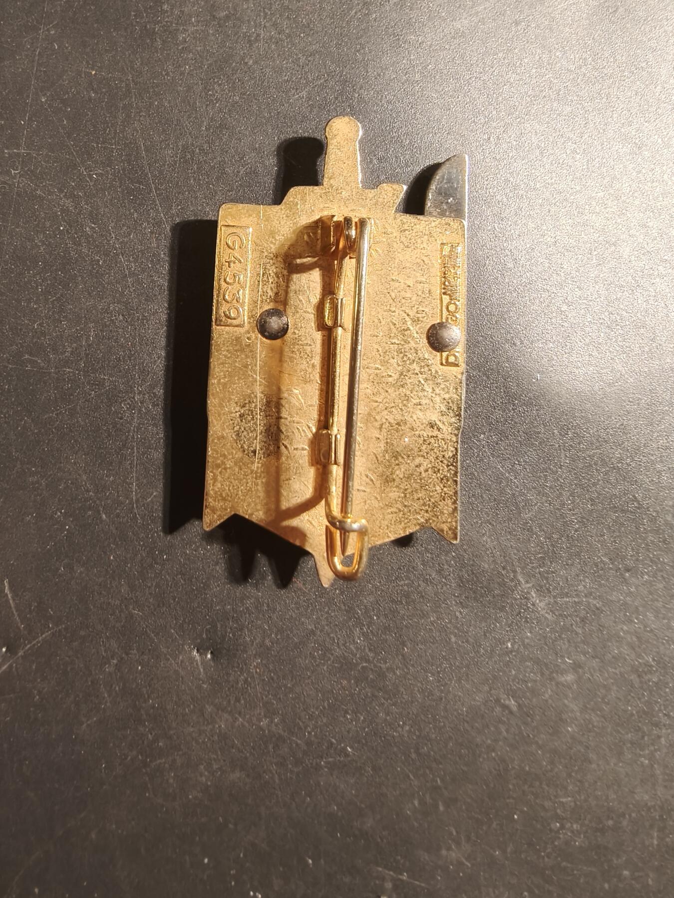 老王徽章第179期 法国海军陆战队第3伞兵团证章