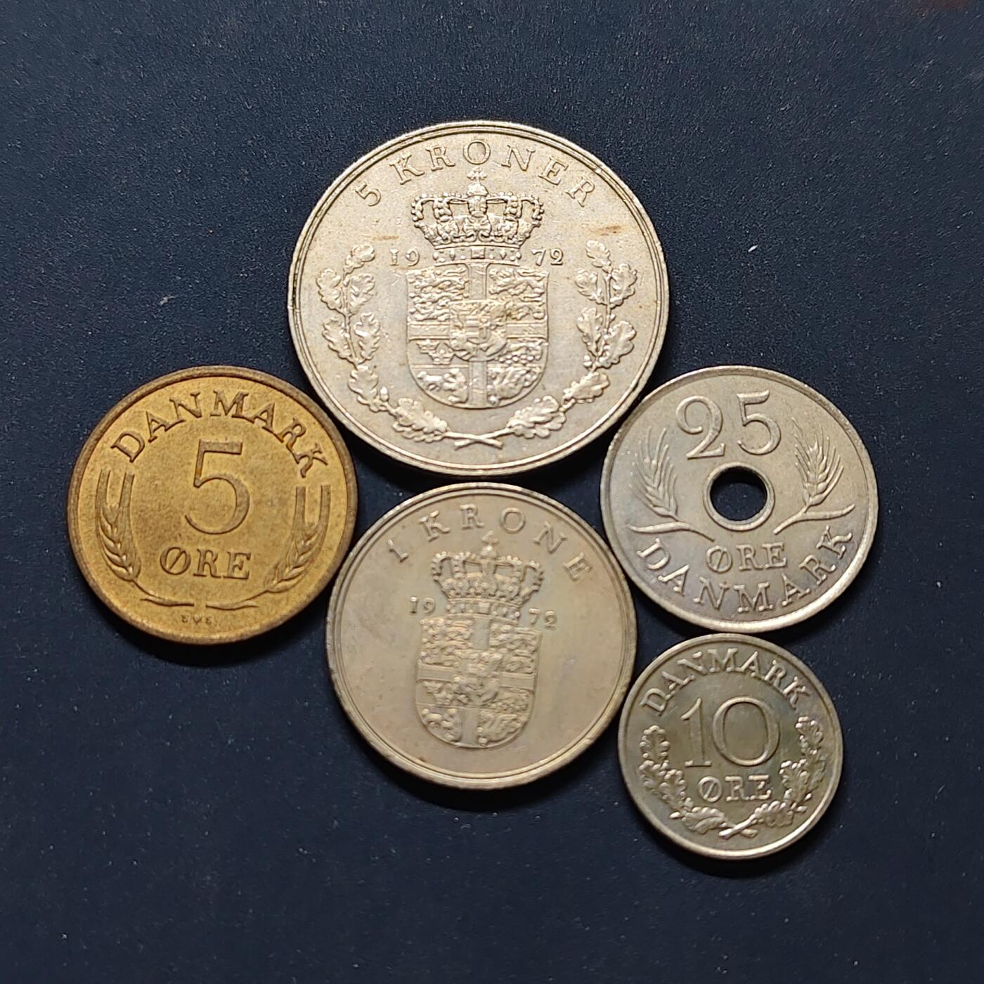 【全场包邮】纯粹捡漏拍498场-持续更新中 丹麦1972年弗雷德里克九世清年份5枚套币