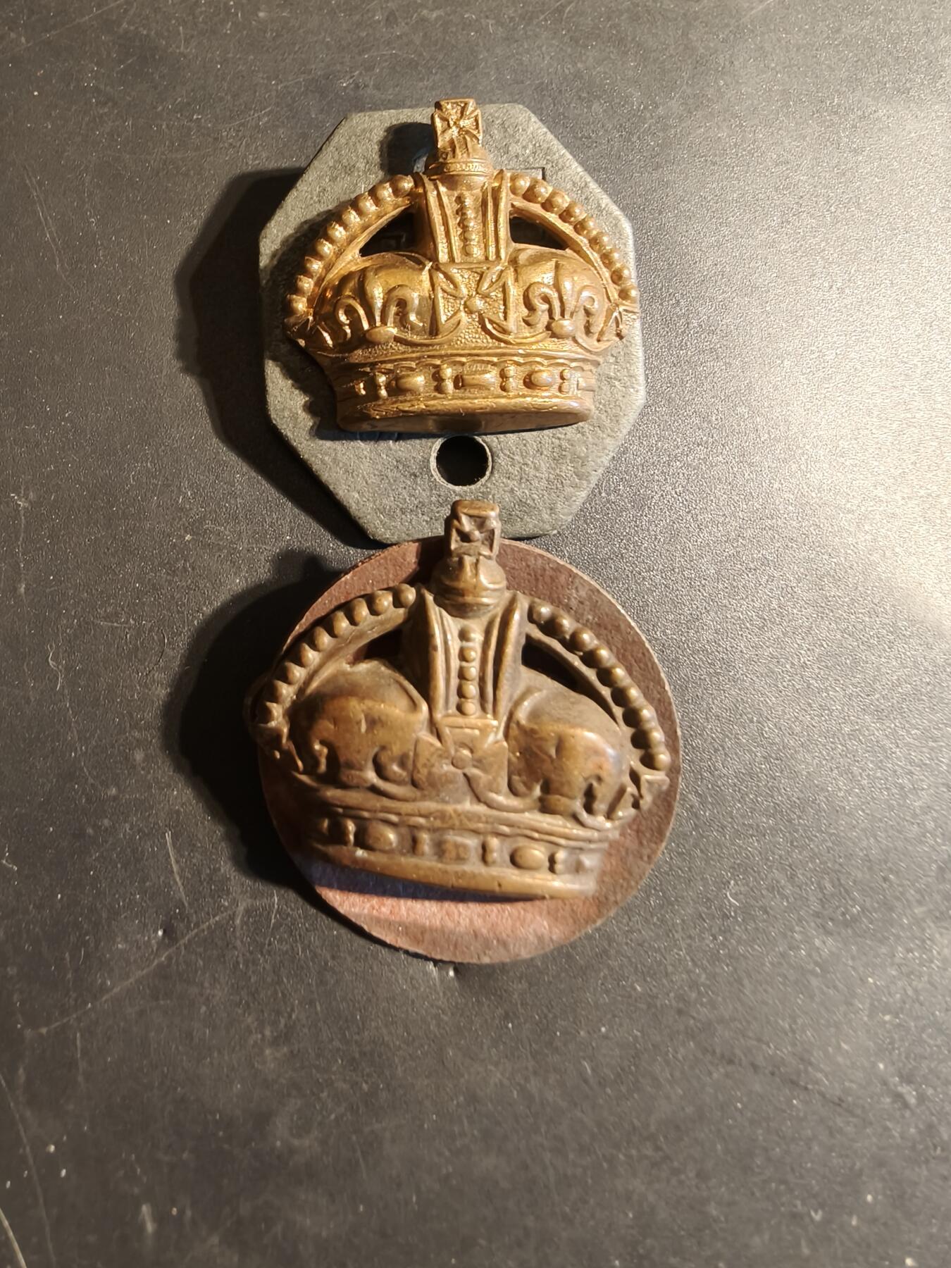 老王徽章第179期 英国军衔配饰都铎王冠一组      一战时期