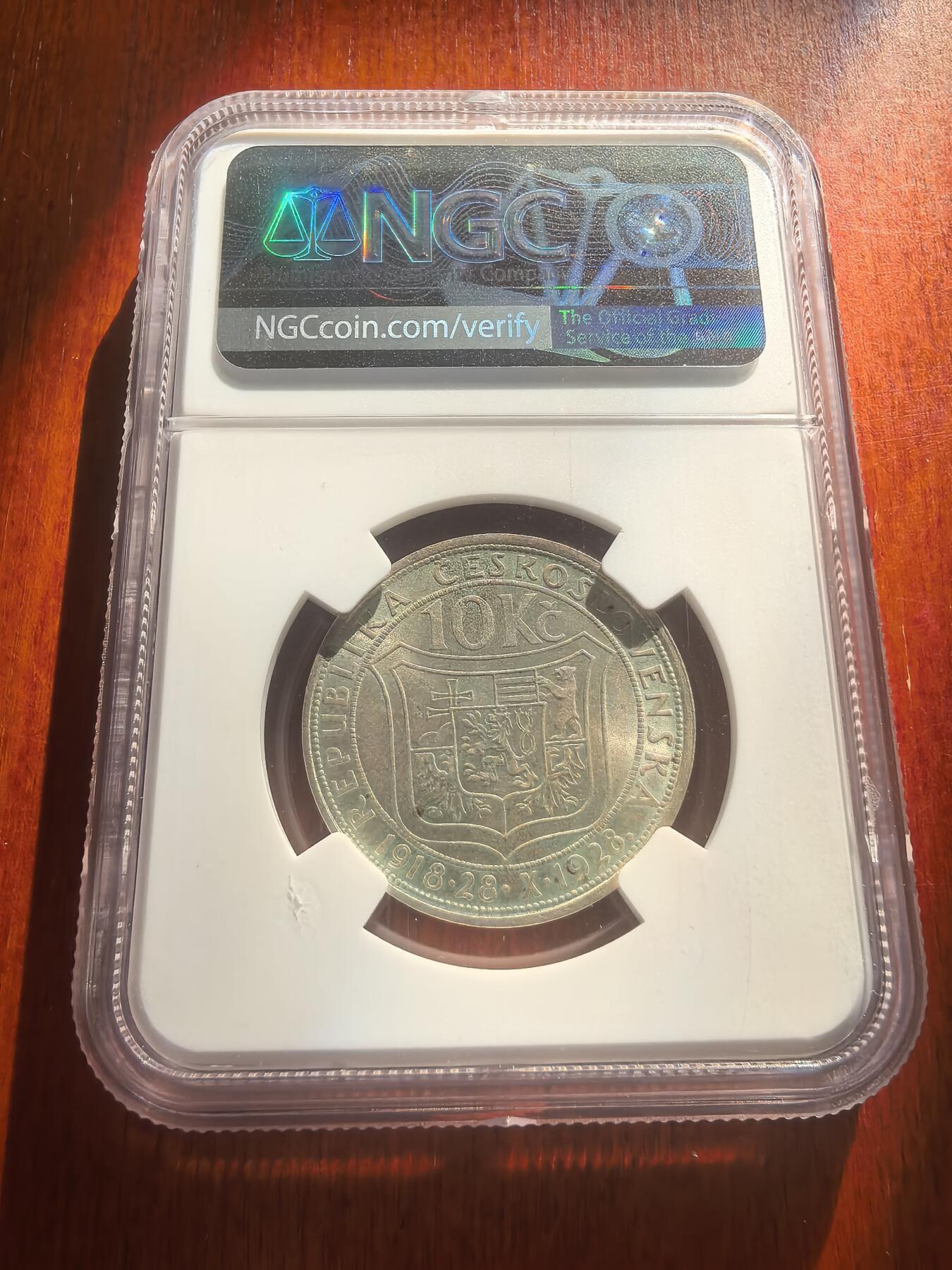 长老汇蛇年精选第九十五场拍卖 1928捷克斯洛伐克共和国独立10周年10克朗银币，10克700银，NGC MS62