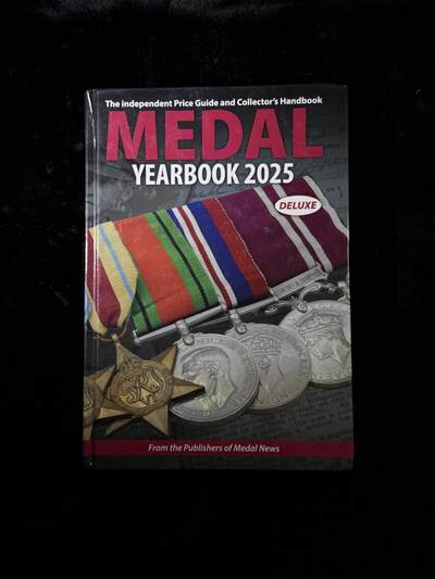 戎马世界章牌大赏第110期 - 英国奖章年鉴，2025最新版，非常厚重，介绍齐全