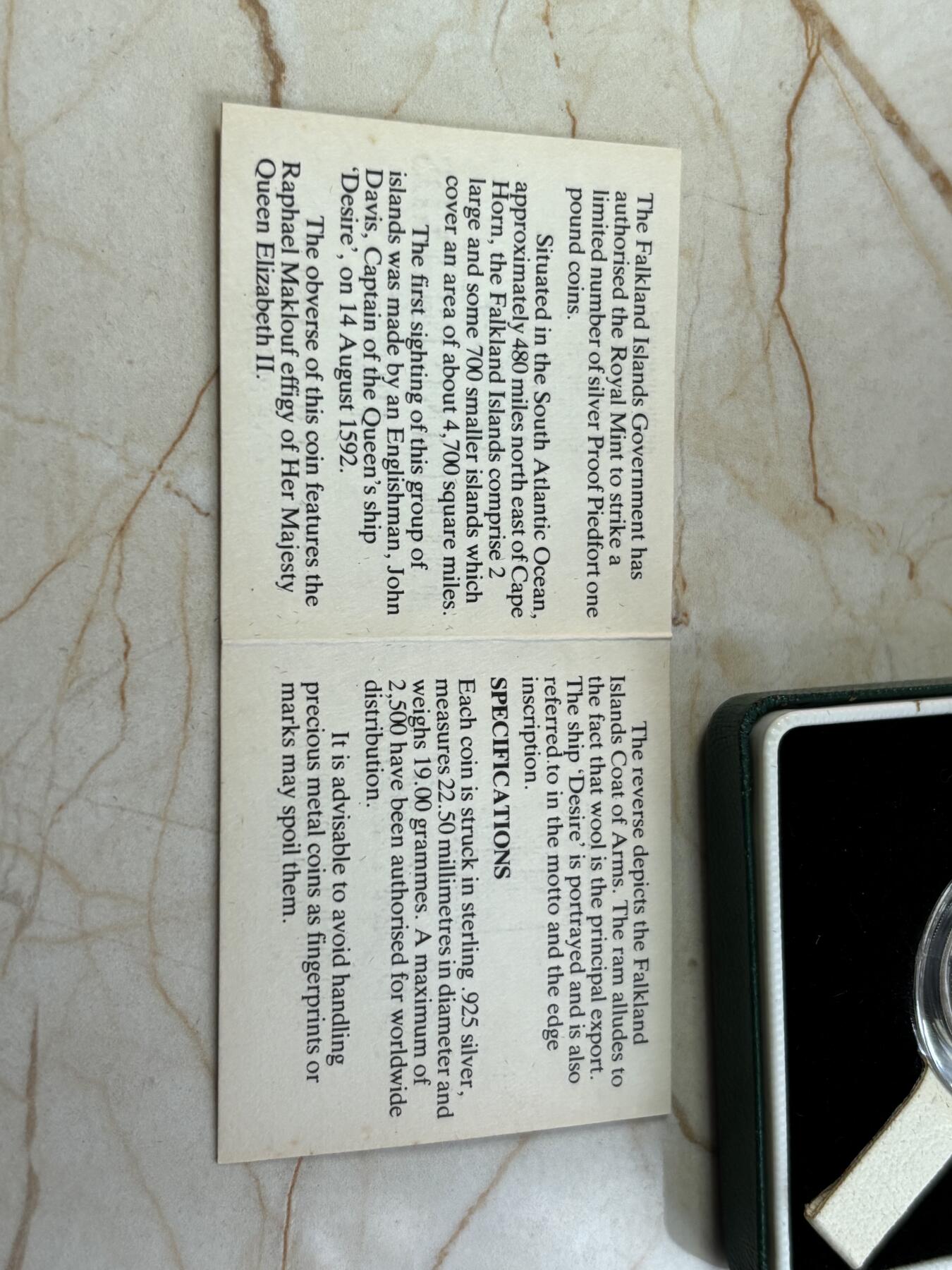 第189期拍卖 福克兰群岛1987年1镑绵羊与帆船精制加厚纪念银币，19克，925银，发行2500枚