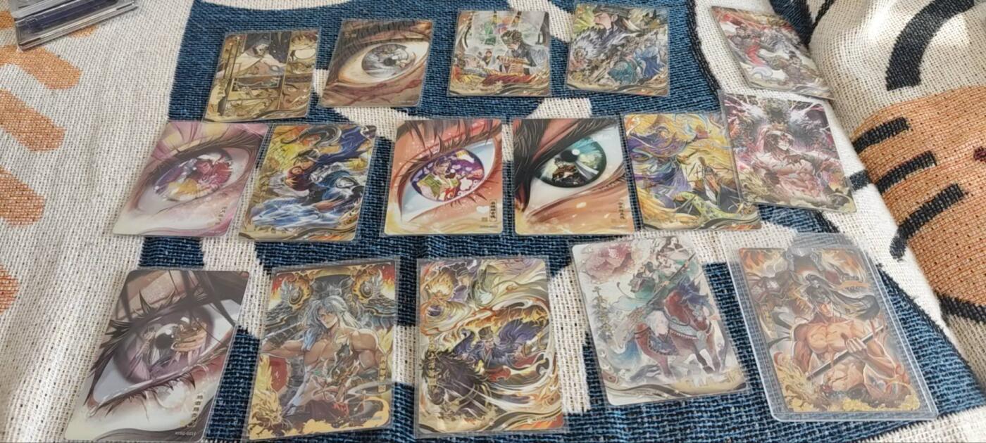 秋原瞳的小店第三十四期（年终大促1/3，农历马年年味越来越重了，希望大家新的一年龙马精神，一往无前） 秋仔严选——卡游三国千古一瞬16张不同，包含各弹热门千古一瞬，新手必备，性价比极高