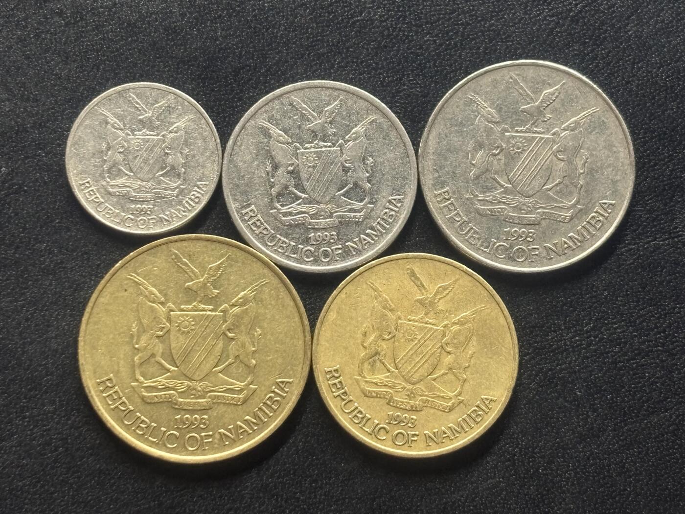 邮泉阁限时拍卖第四十场 非洲专场（硬币在国外。请付邮费6元。） 纳米比亚5枚